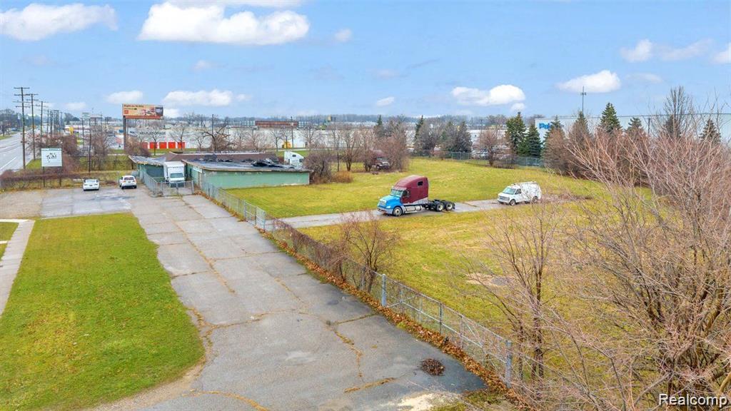 24500 Dequindre Road