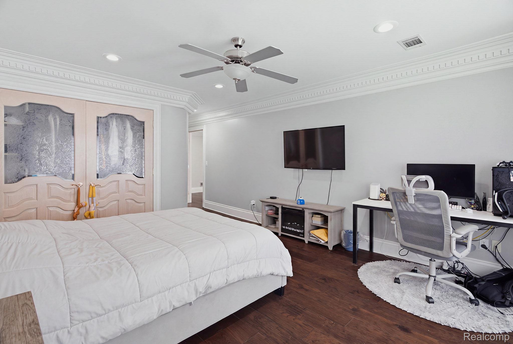 2417 Heronwood Drive