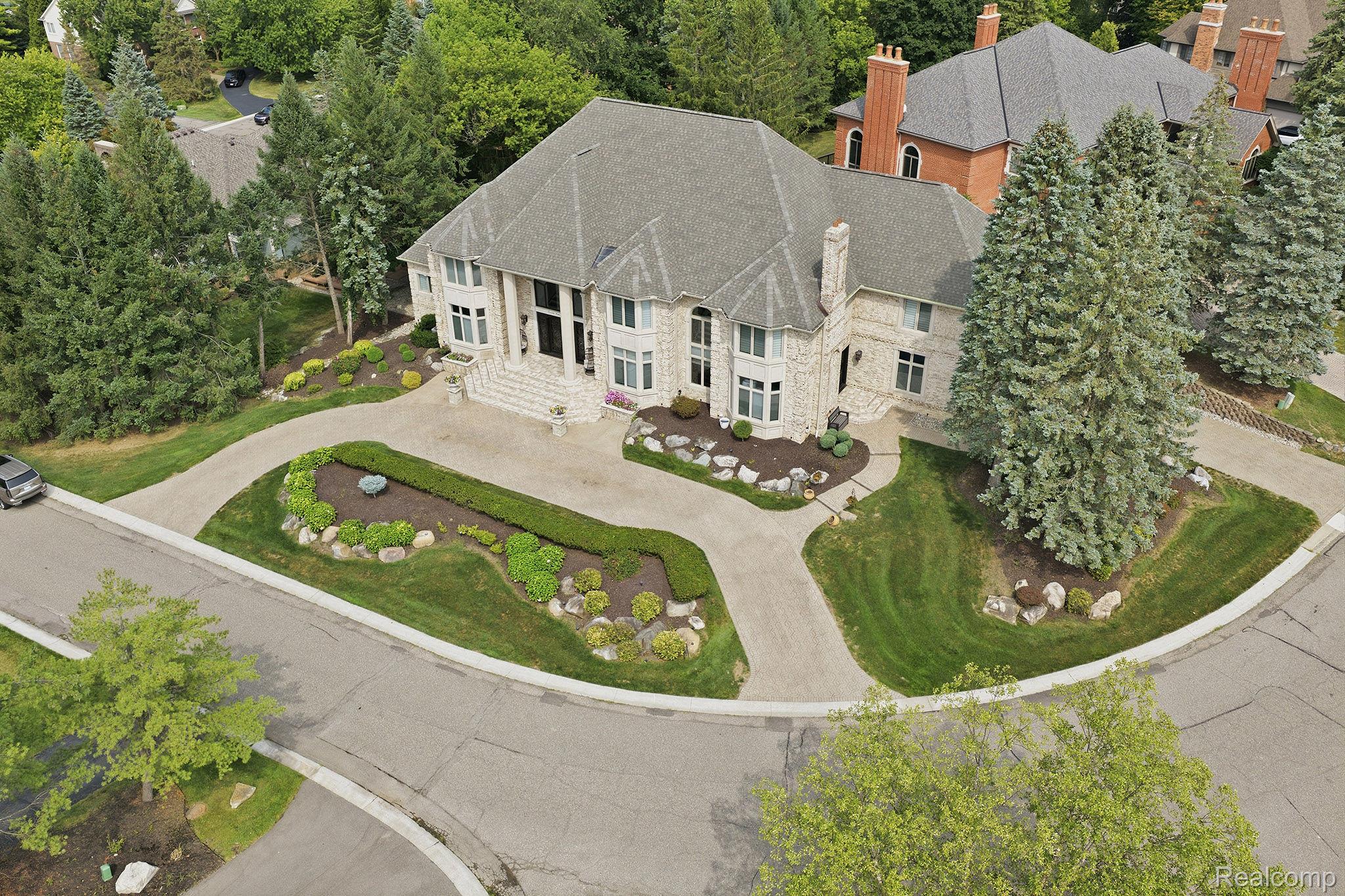 2417 Heronwood Drive
