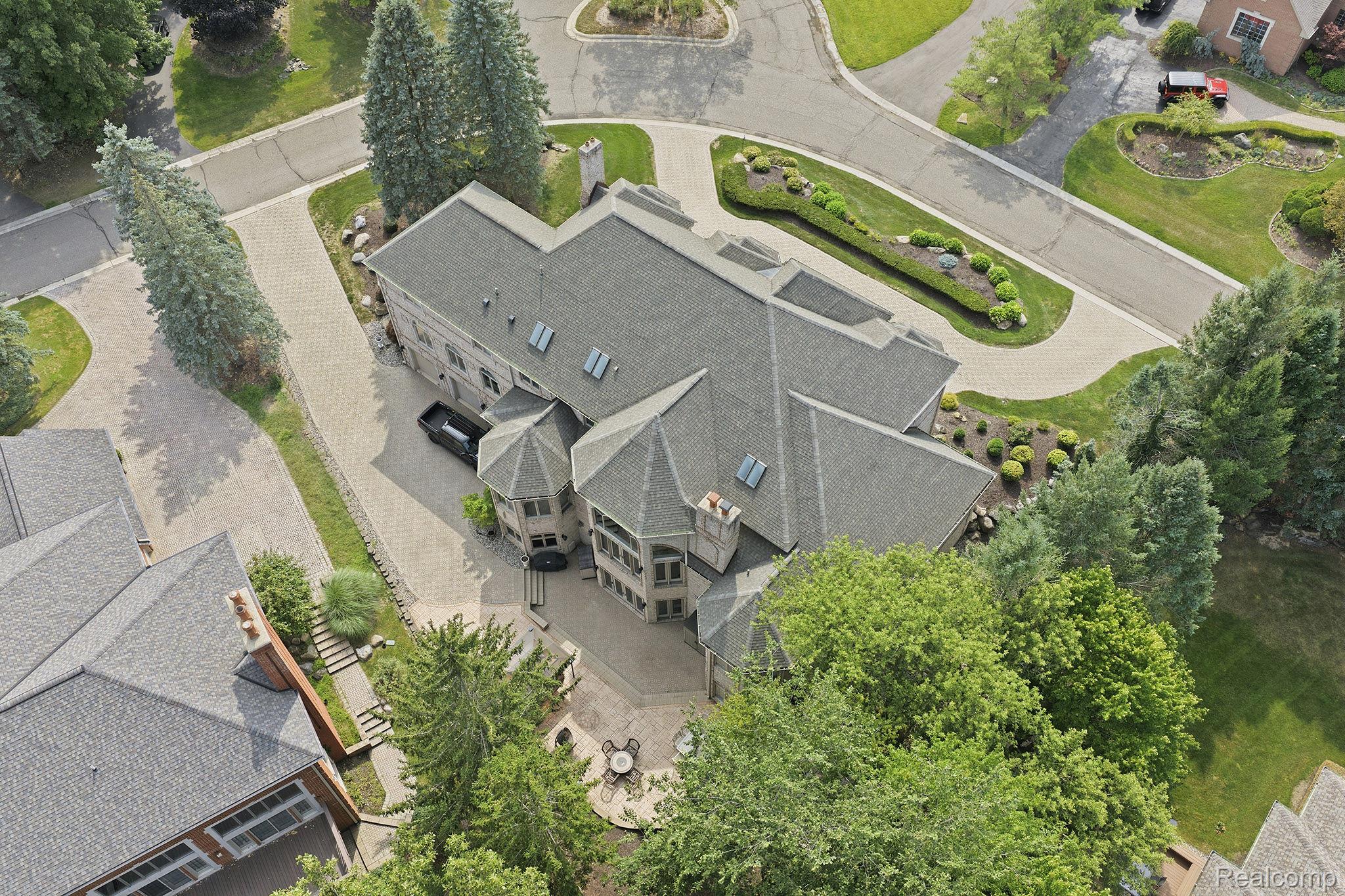 2417 Heronwood Drive