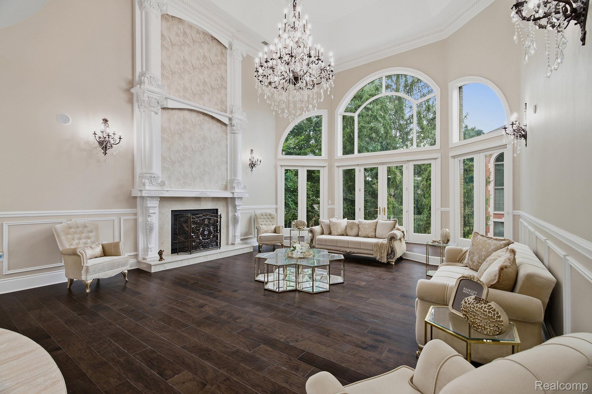 2417 Heronwood Drive