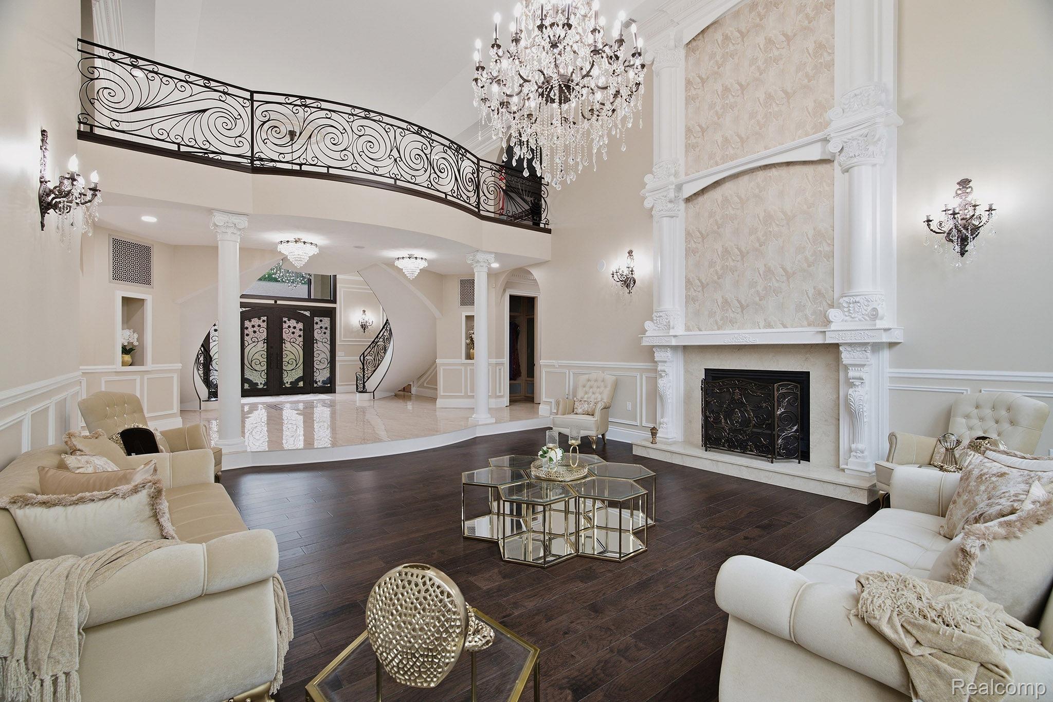 2417 Heronwood Drive