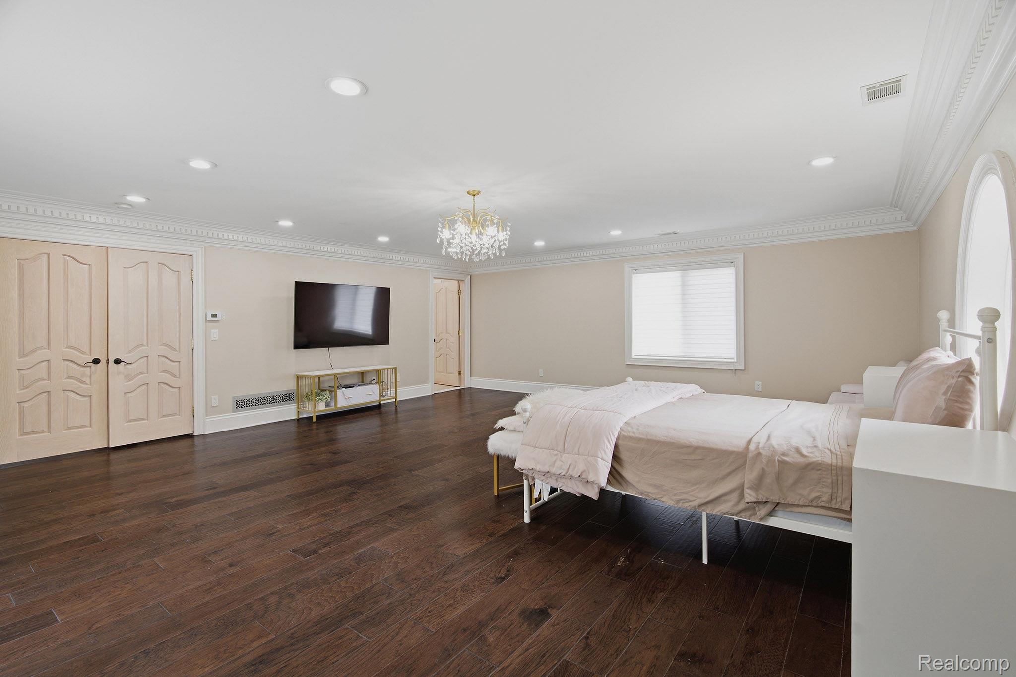 2417 Heronwood Drive
