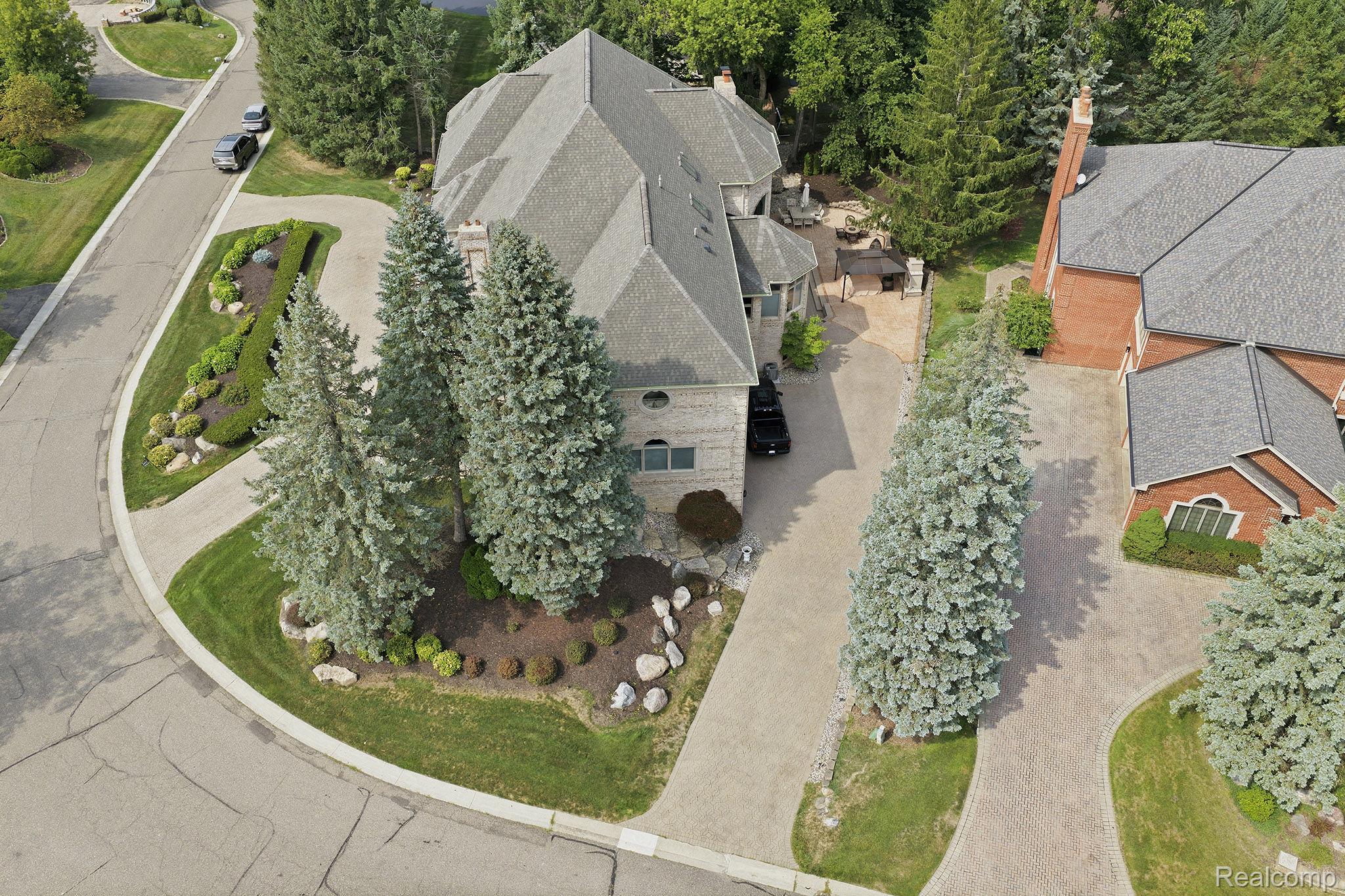 2417 Heronwood Drive