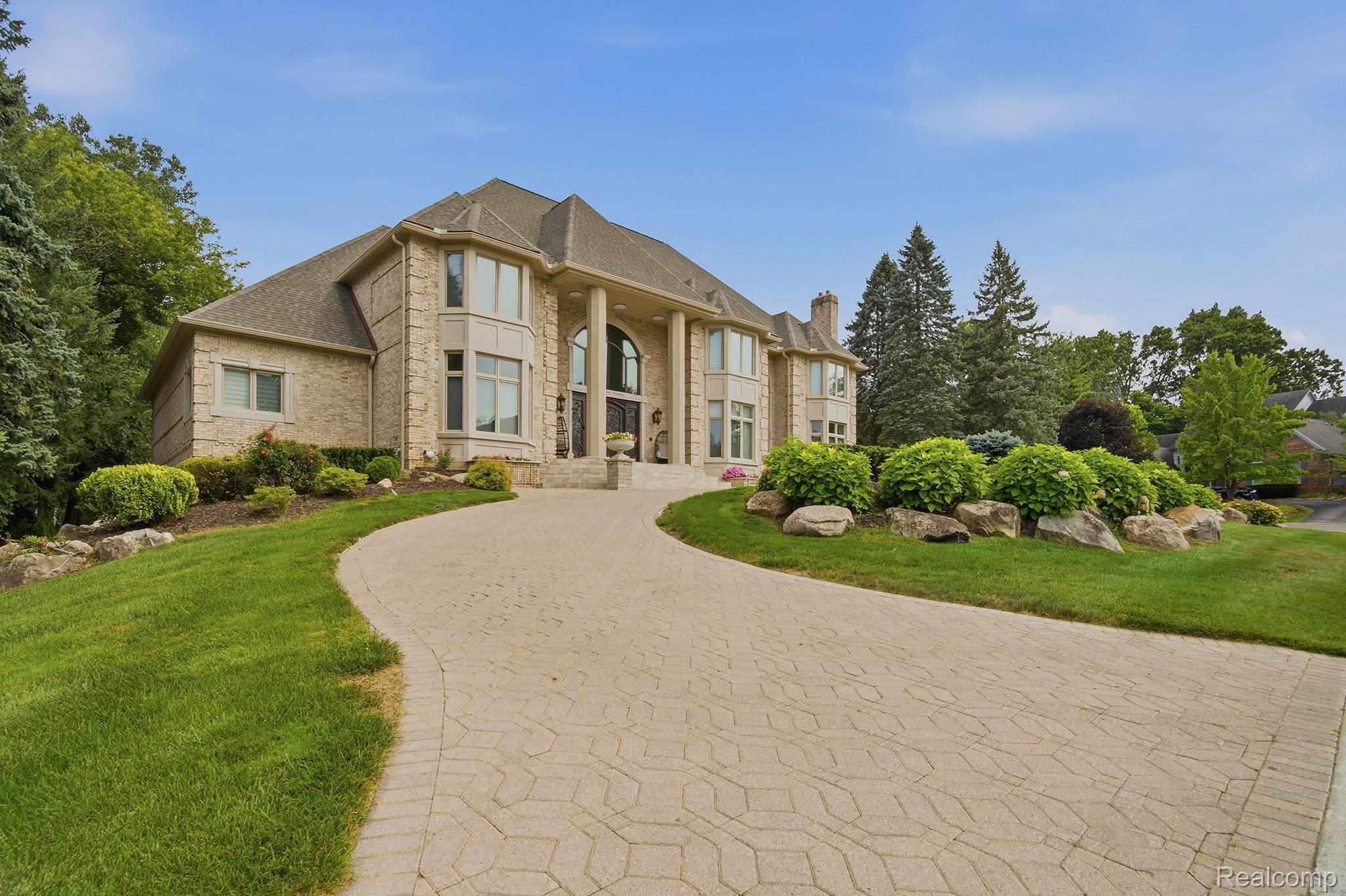 2417 Heronwood Drive