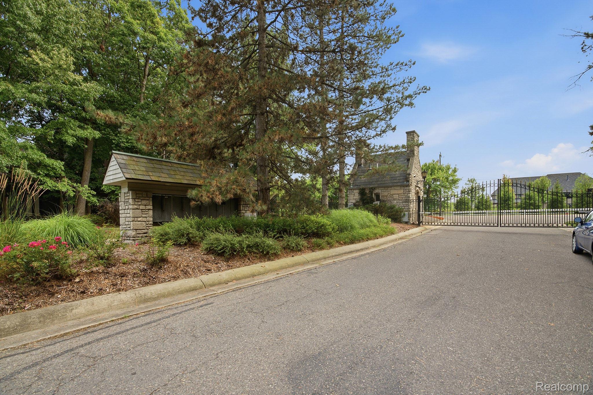 2417 Heronwood Drive