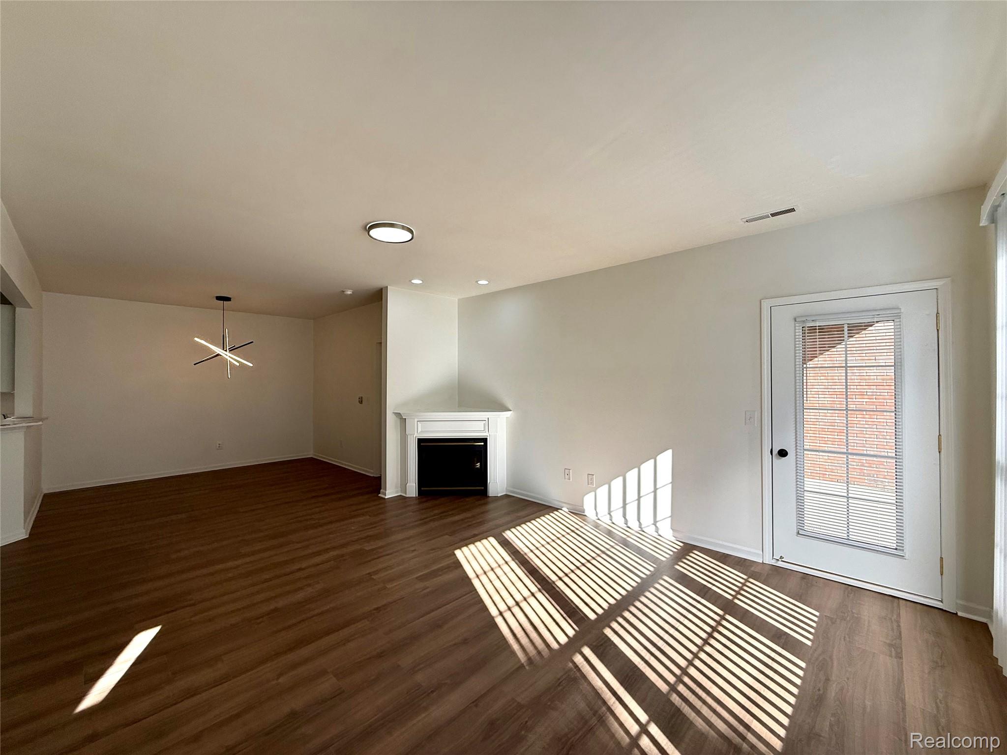 18107 Chesapeake Circle
