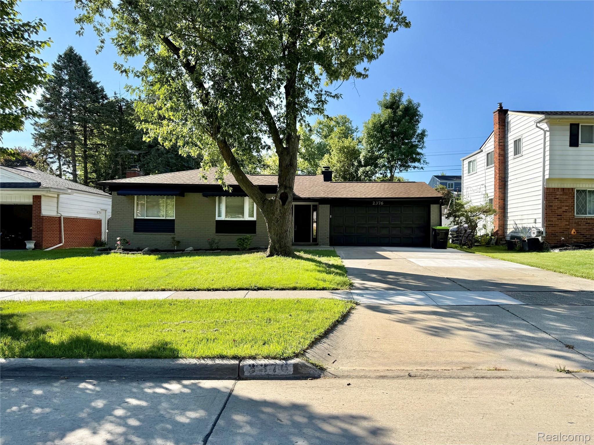 2376 Hempstead Road