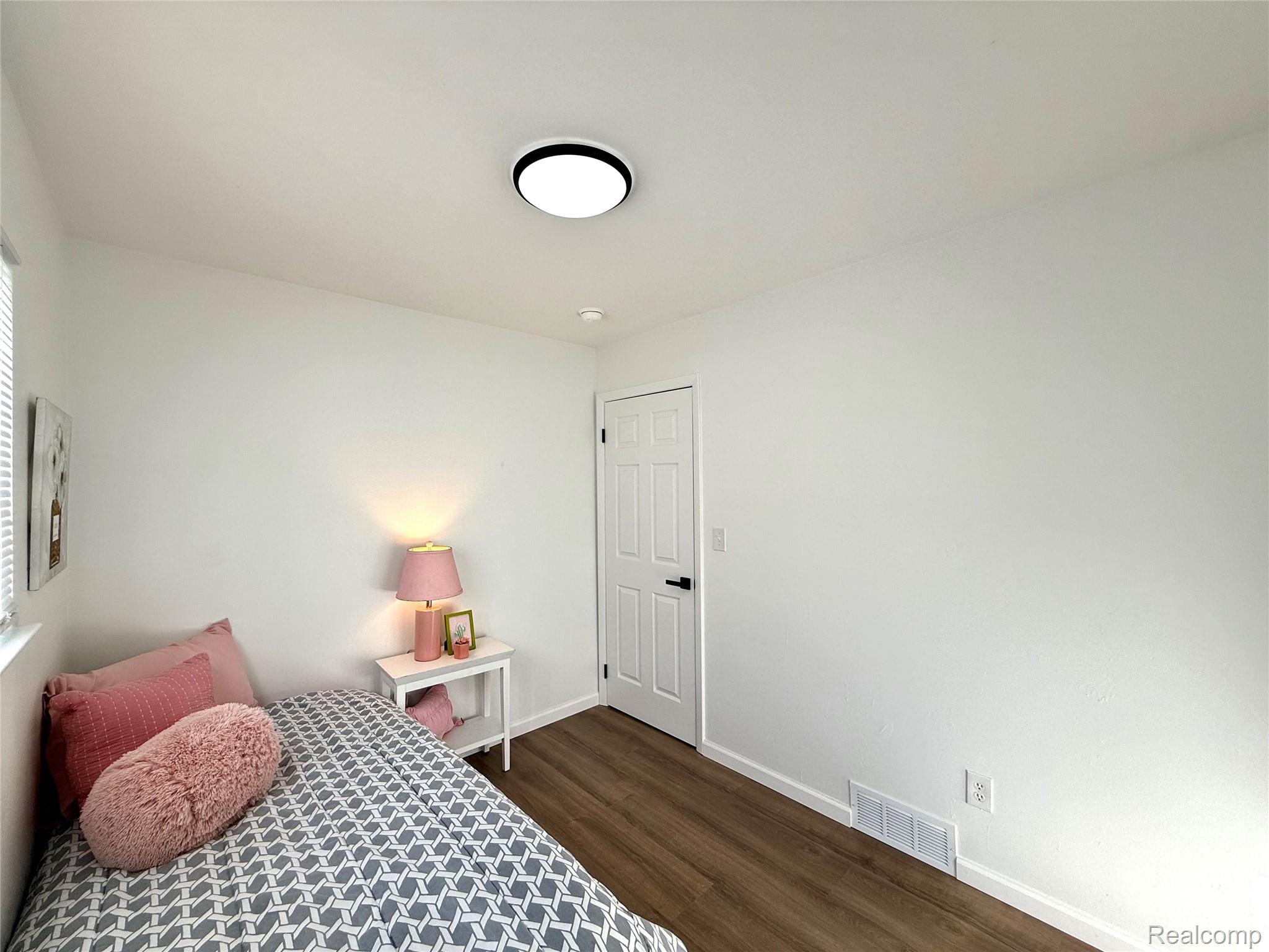 2376 Hempstead Road