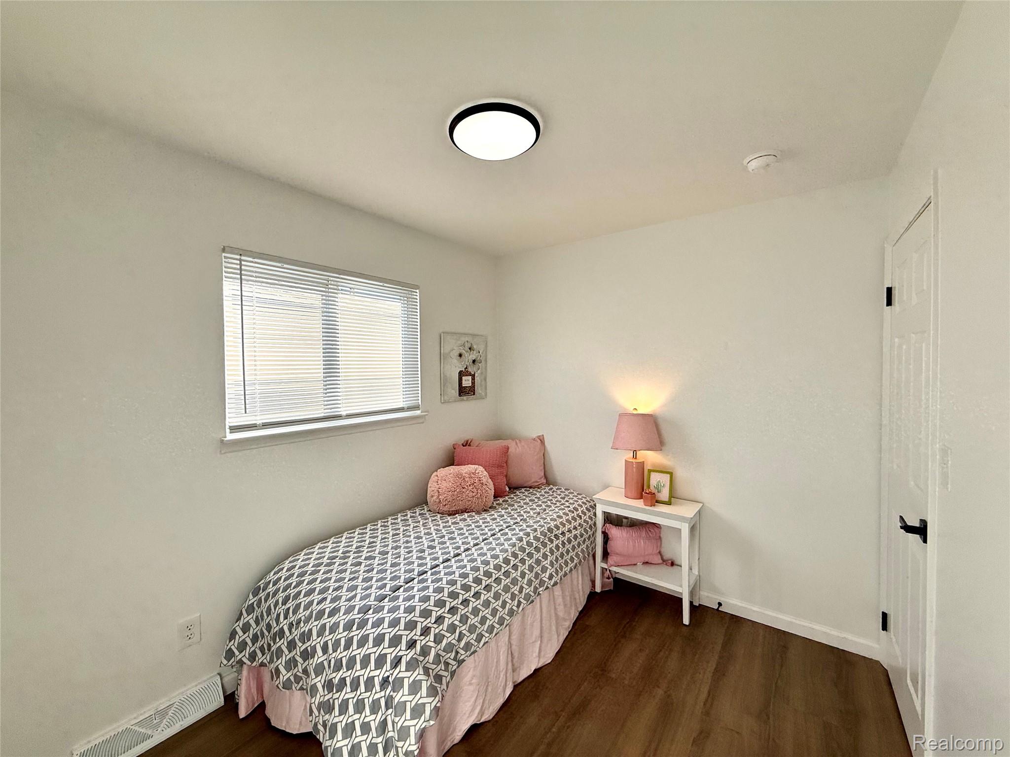 2376 Hempstead Road