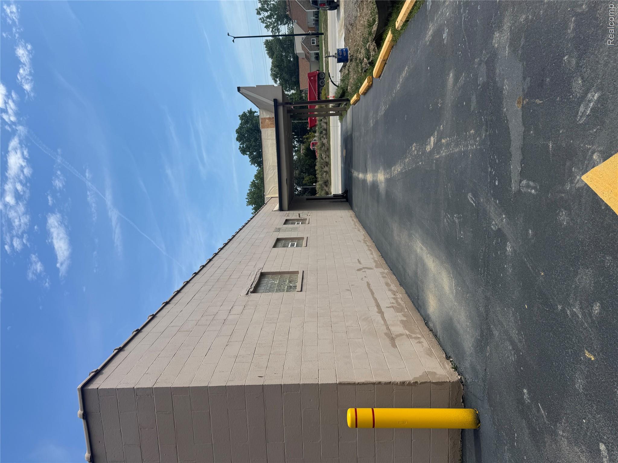 33131 Mound Road