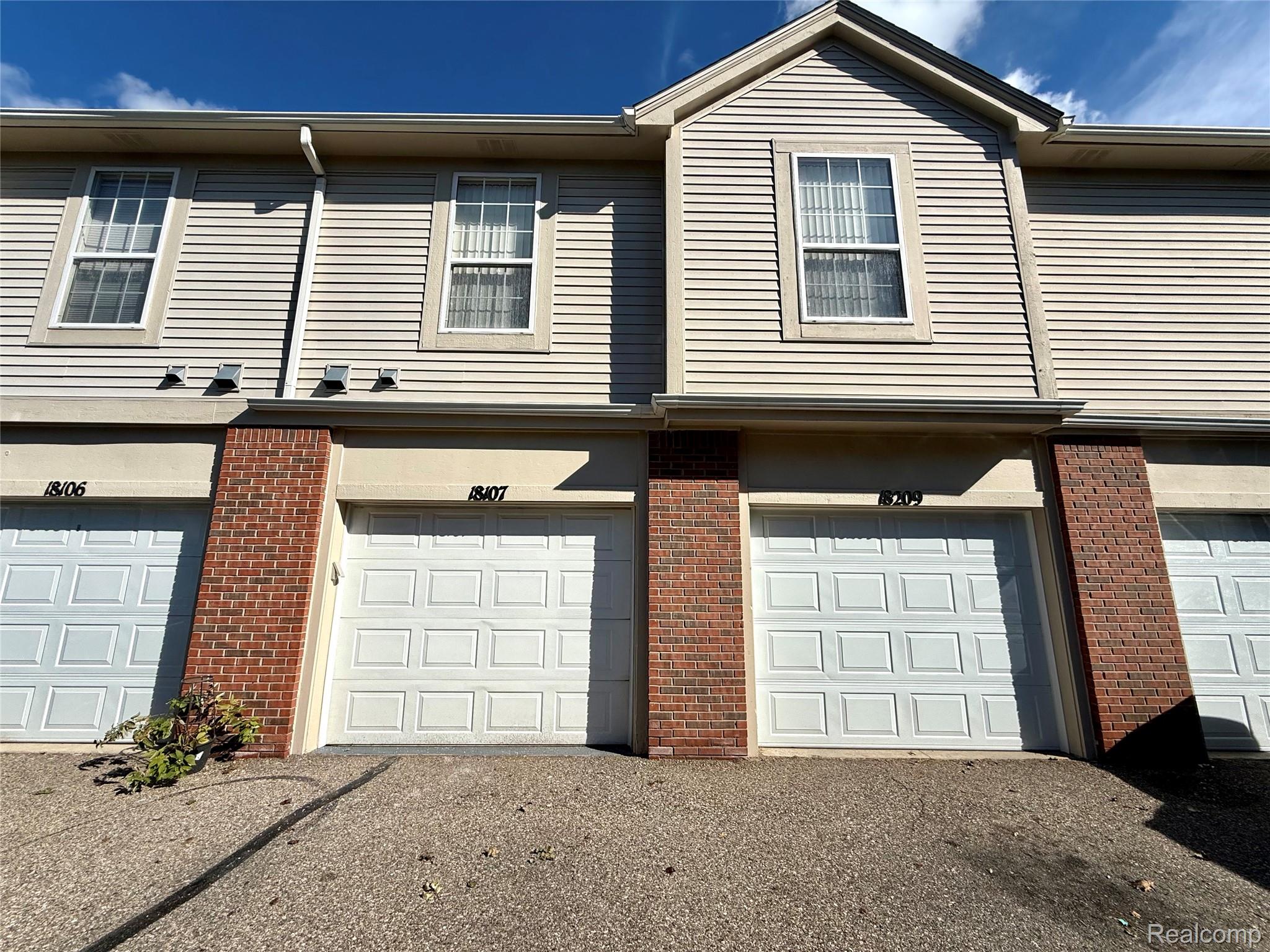 18107 Chesapeake CIR