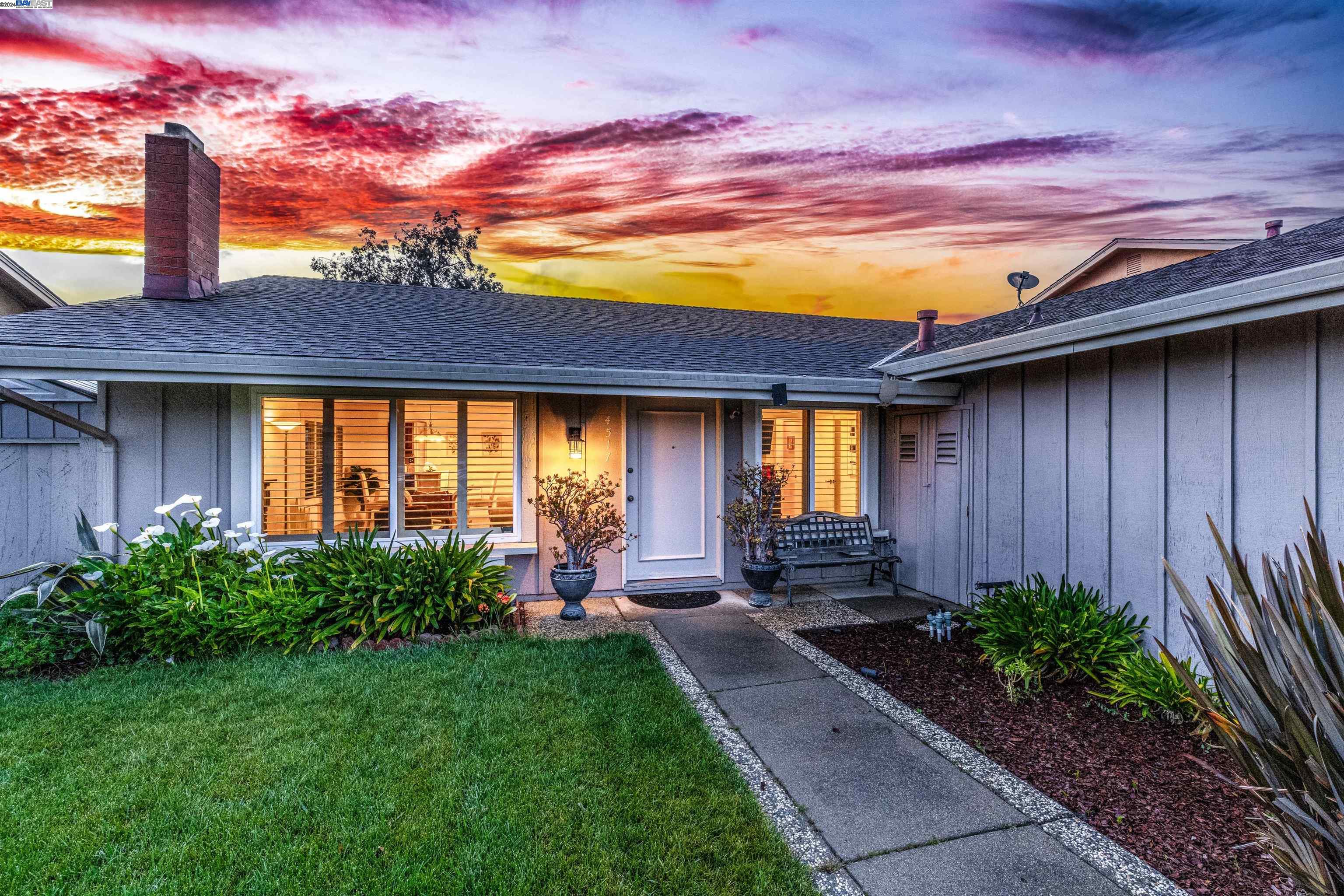 4517 Darcelle Dr