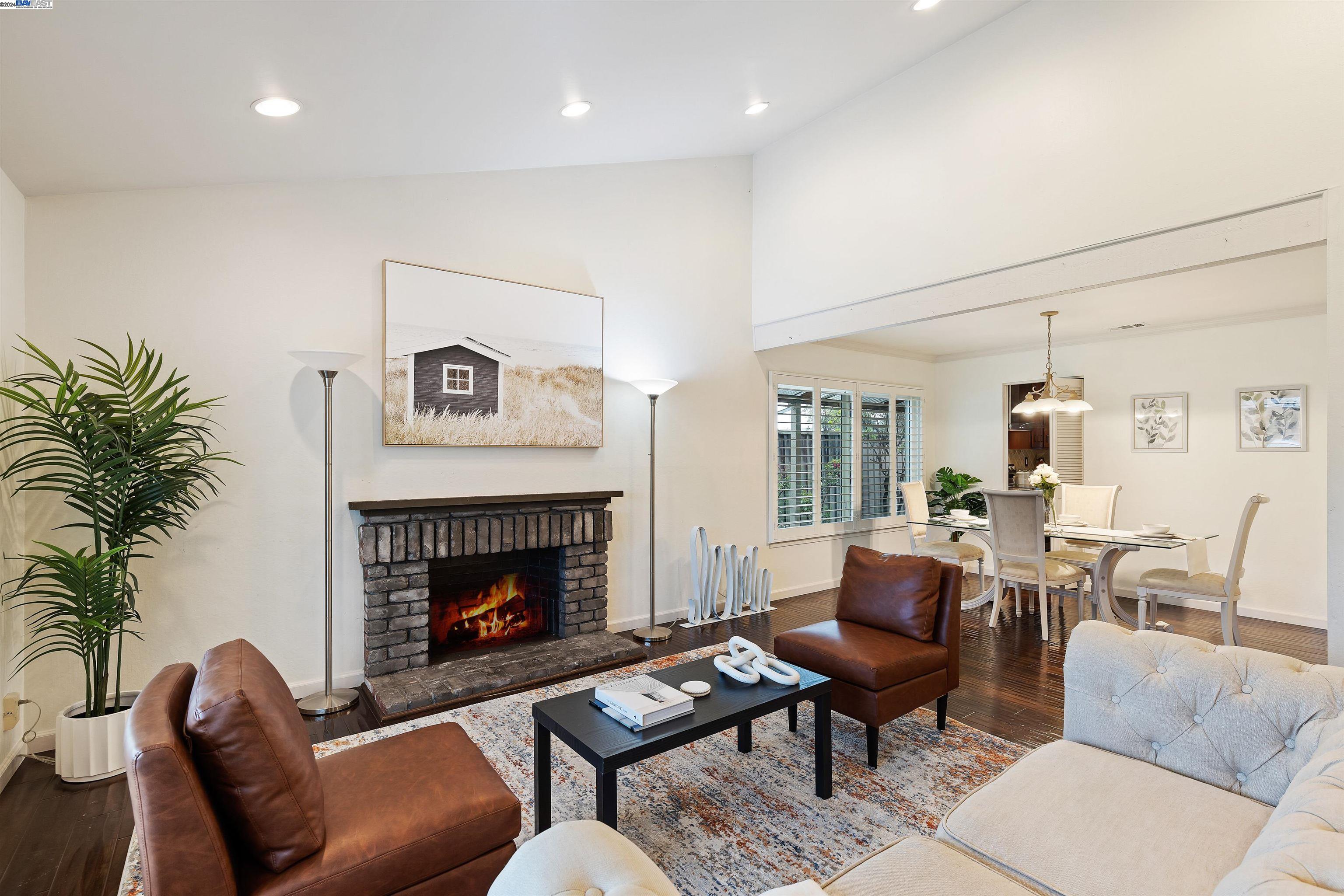 4517 Darcelle Dr