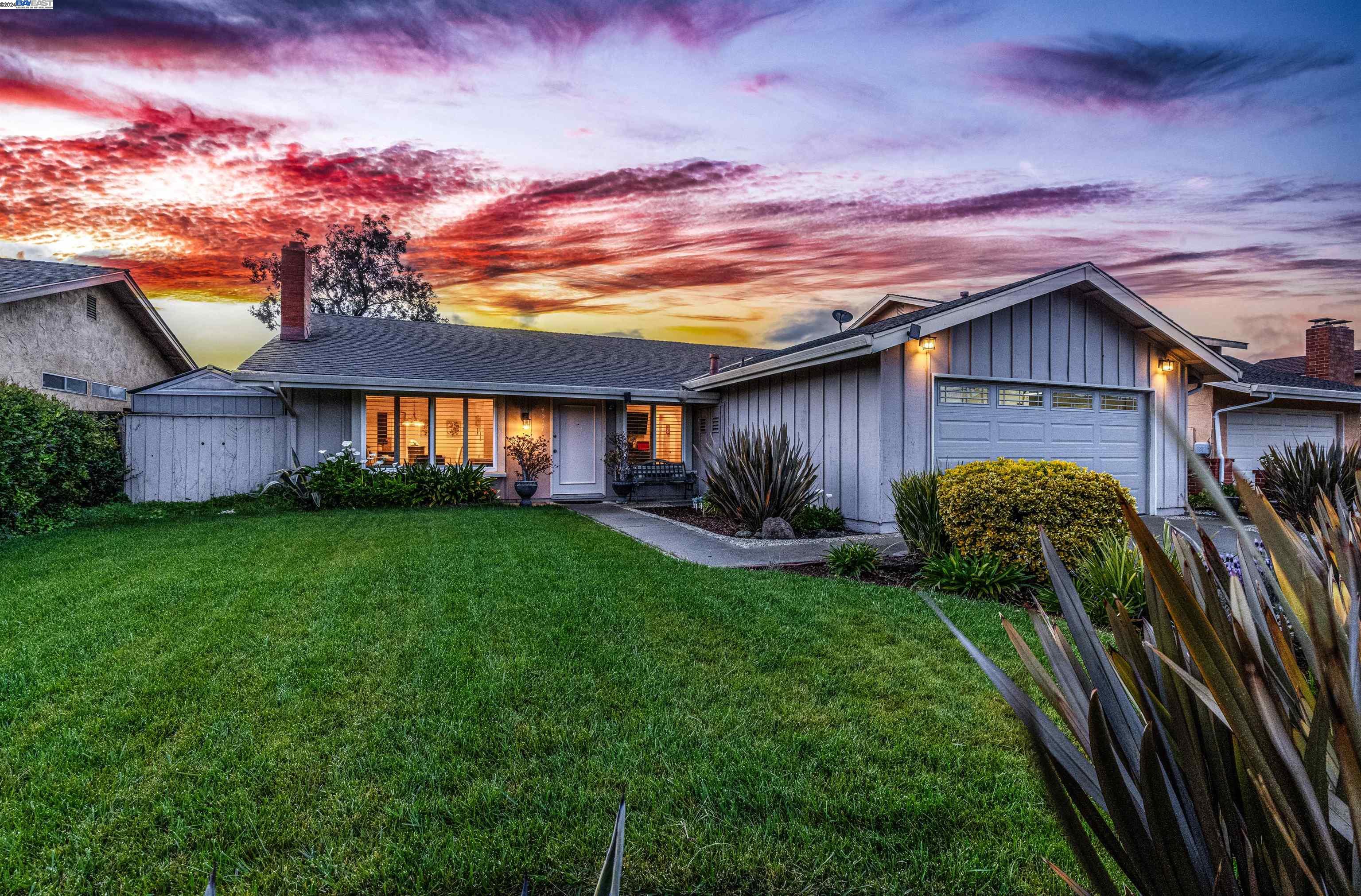 4517 Darcelle Dr