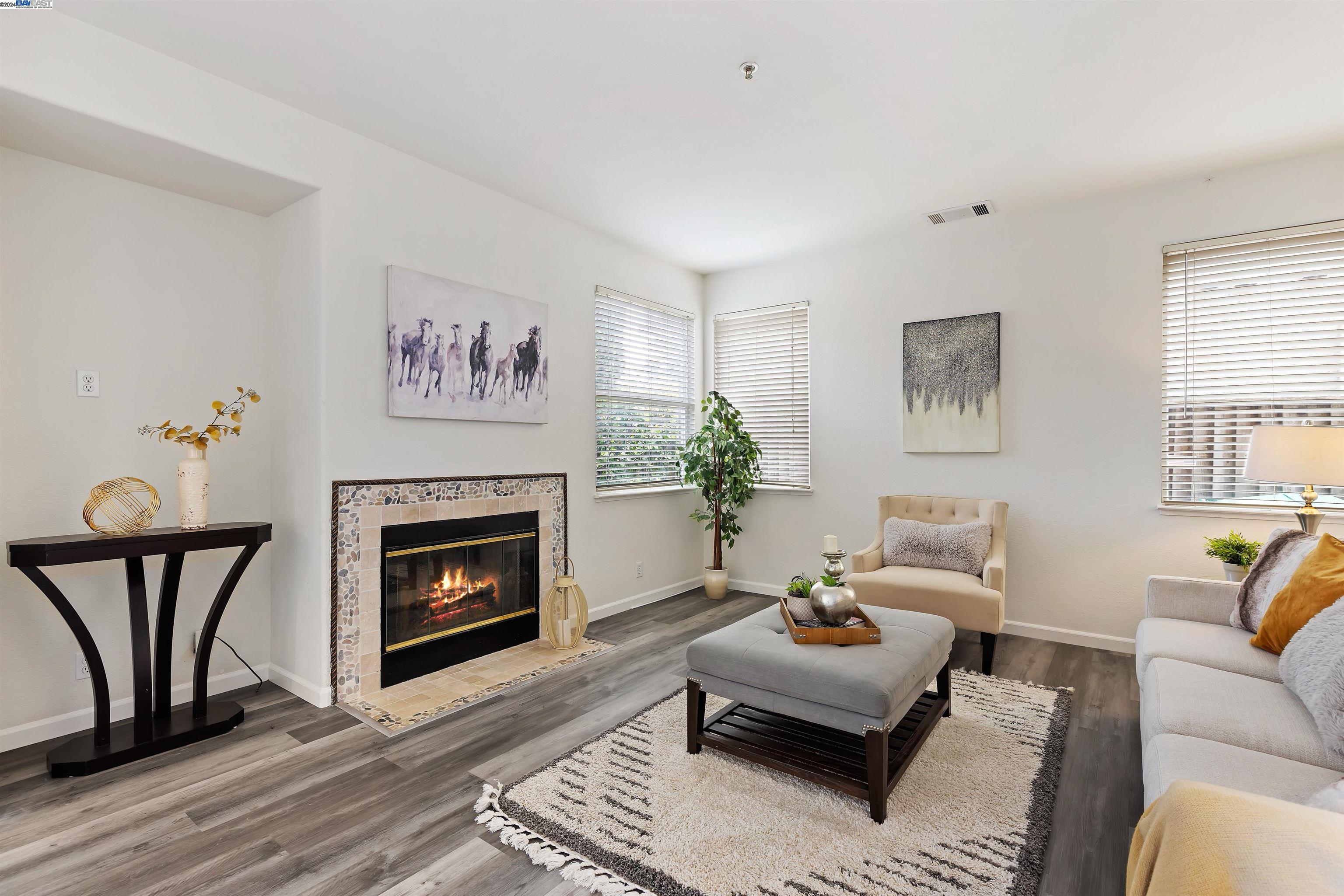 150 Sierrawood Ave