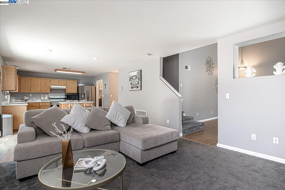 3525 Ernest Dr