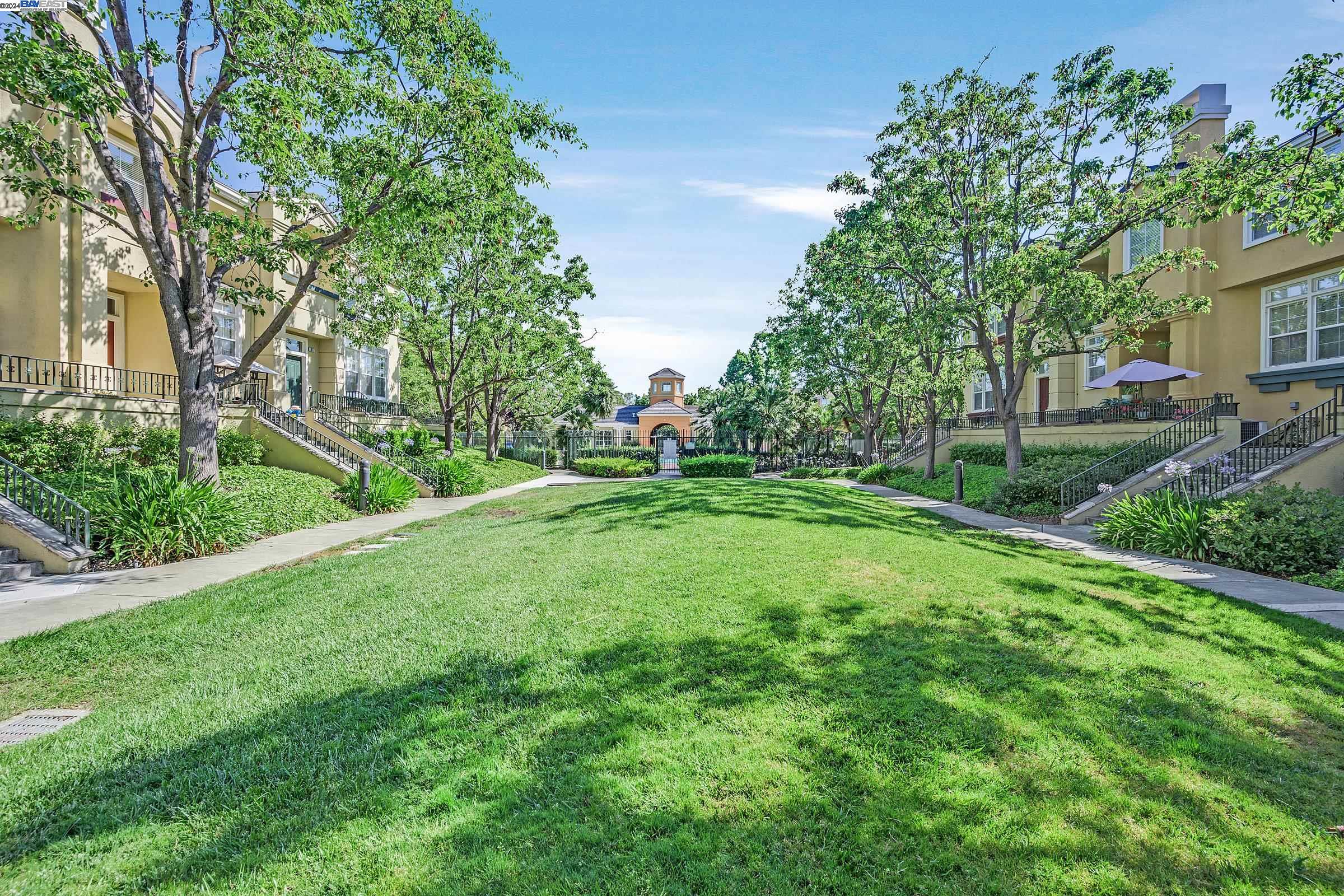 3631 Madison Cmn