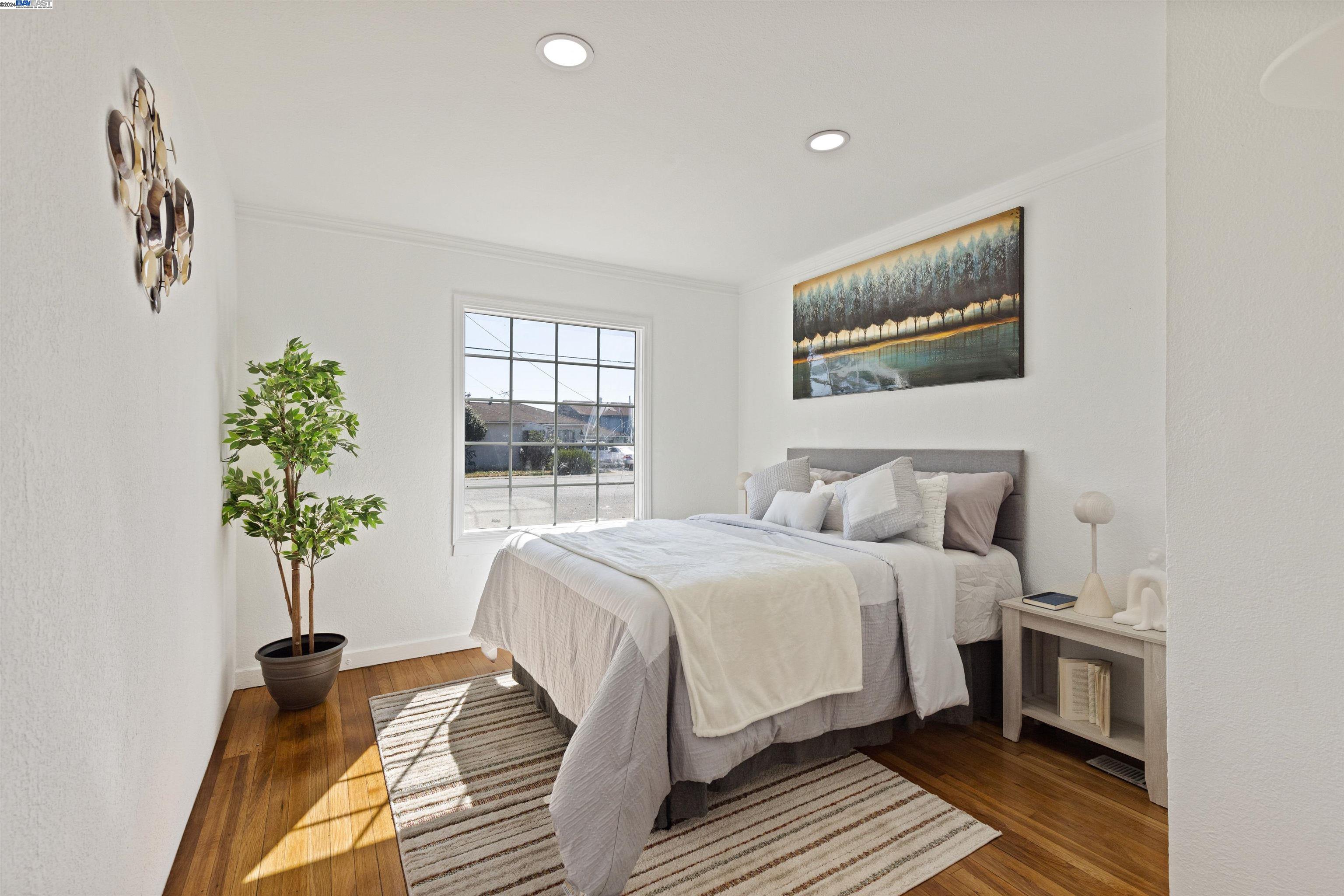 888 E Lewelling Blvd