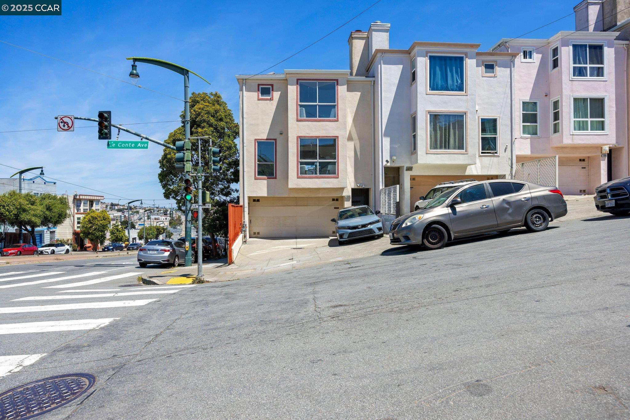 1048 Le Conte Ave