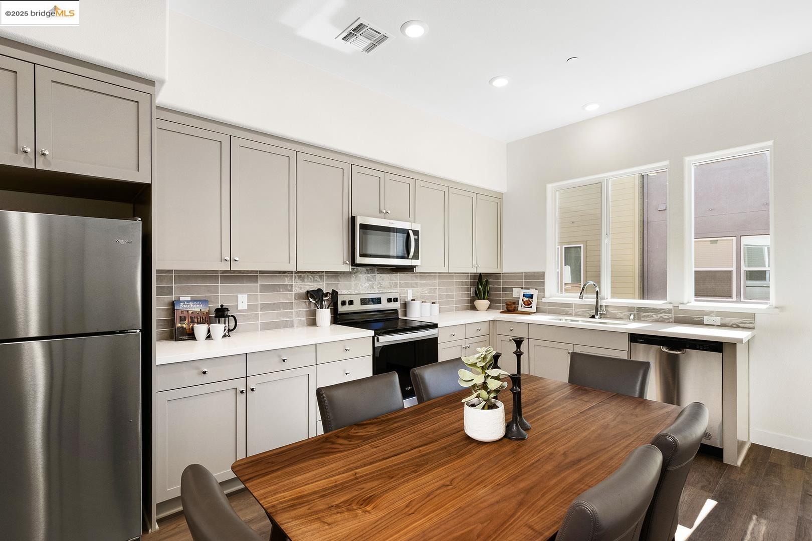 28974 Parkwood Ln # 72, Hayward Unit: 72