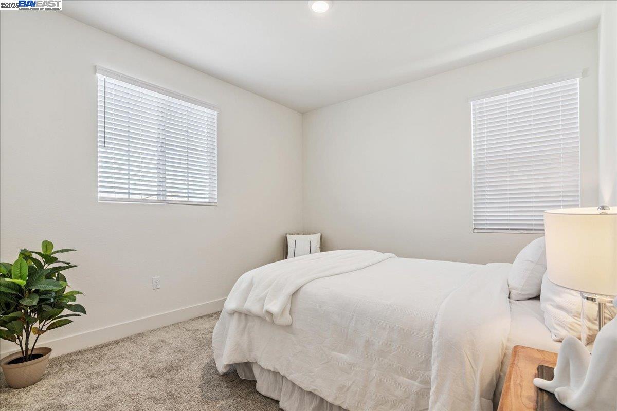 5345 Clauzetto Way