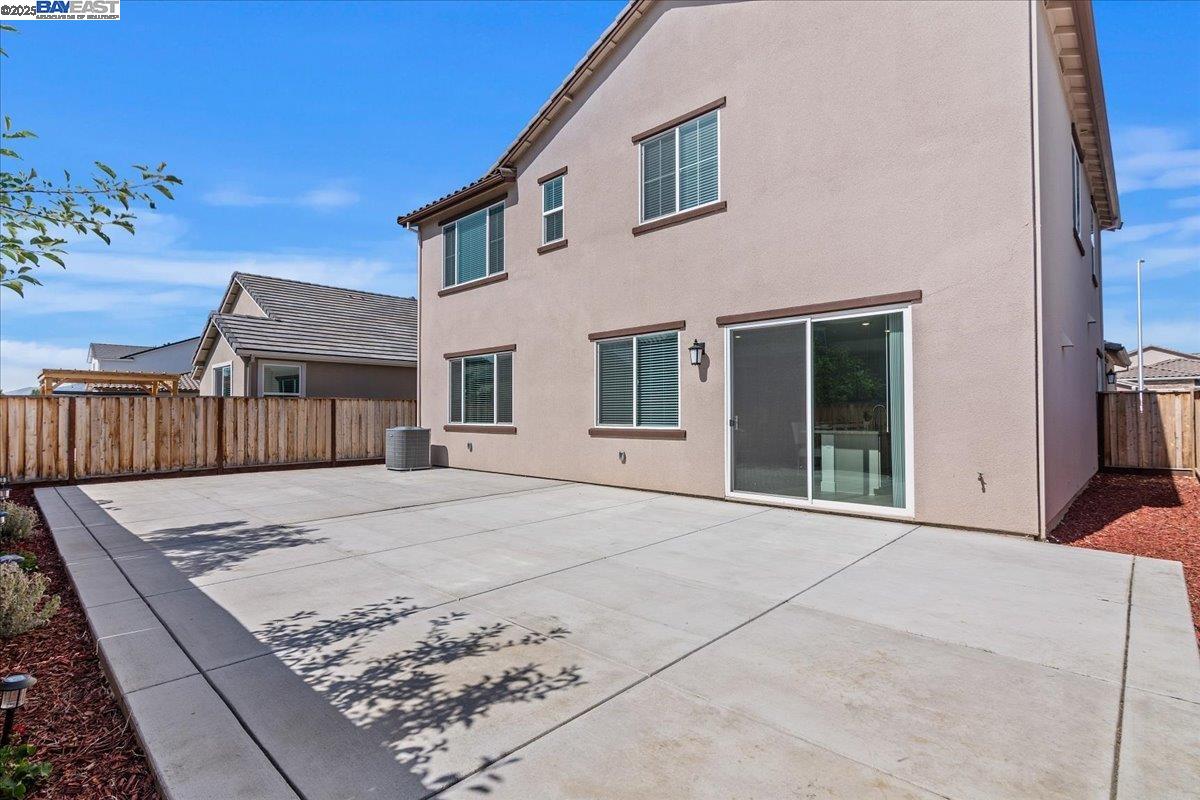 5345 Clauzetto Way