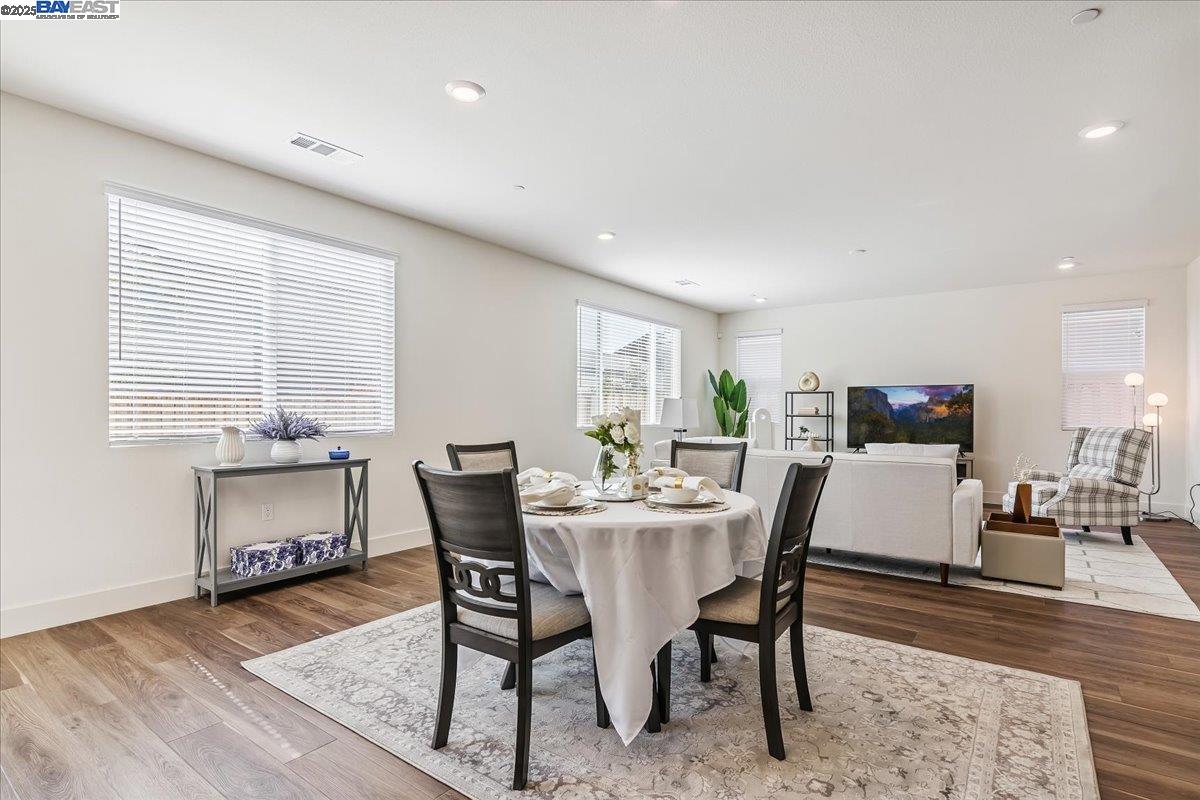 5345 Clauzetto Way