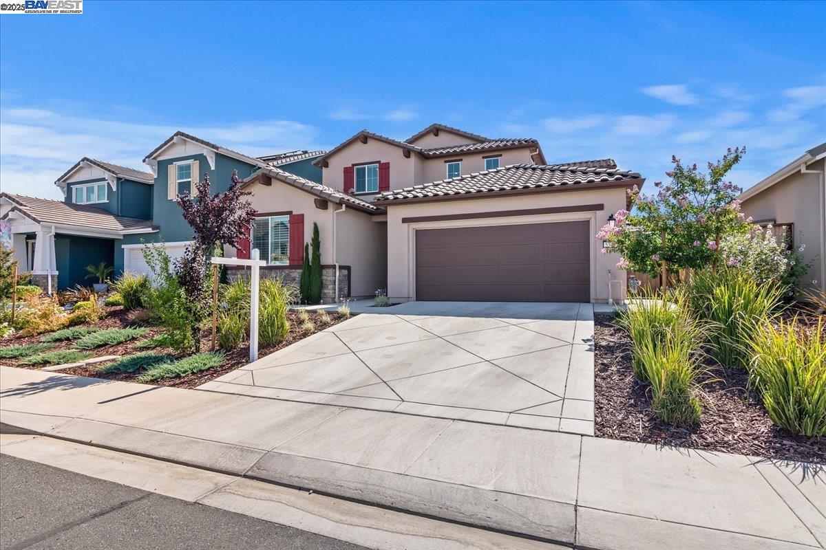 5345 Clauzetto Way
