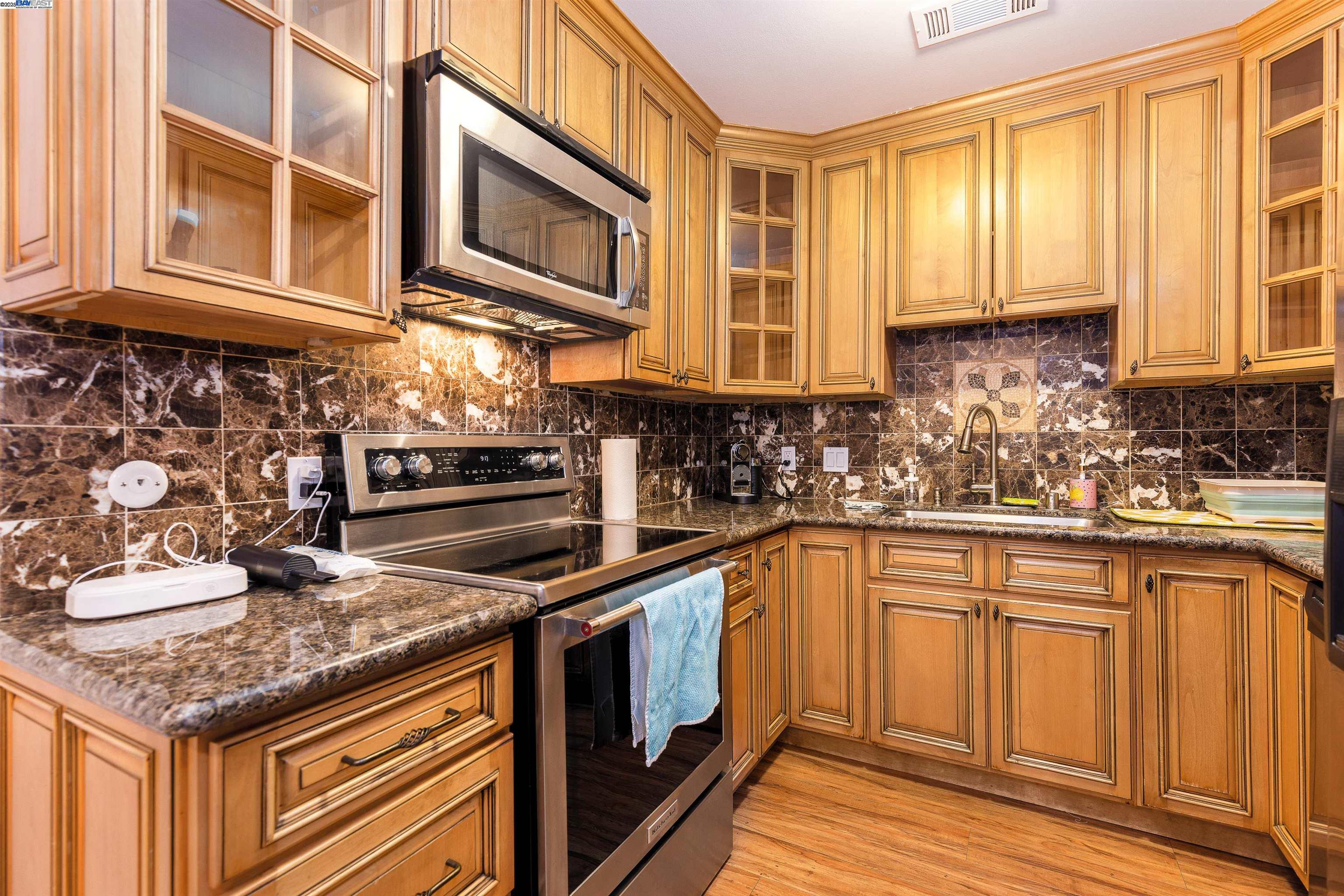 118 Ascot Ct Unit: E