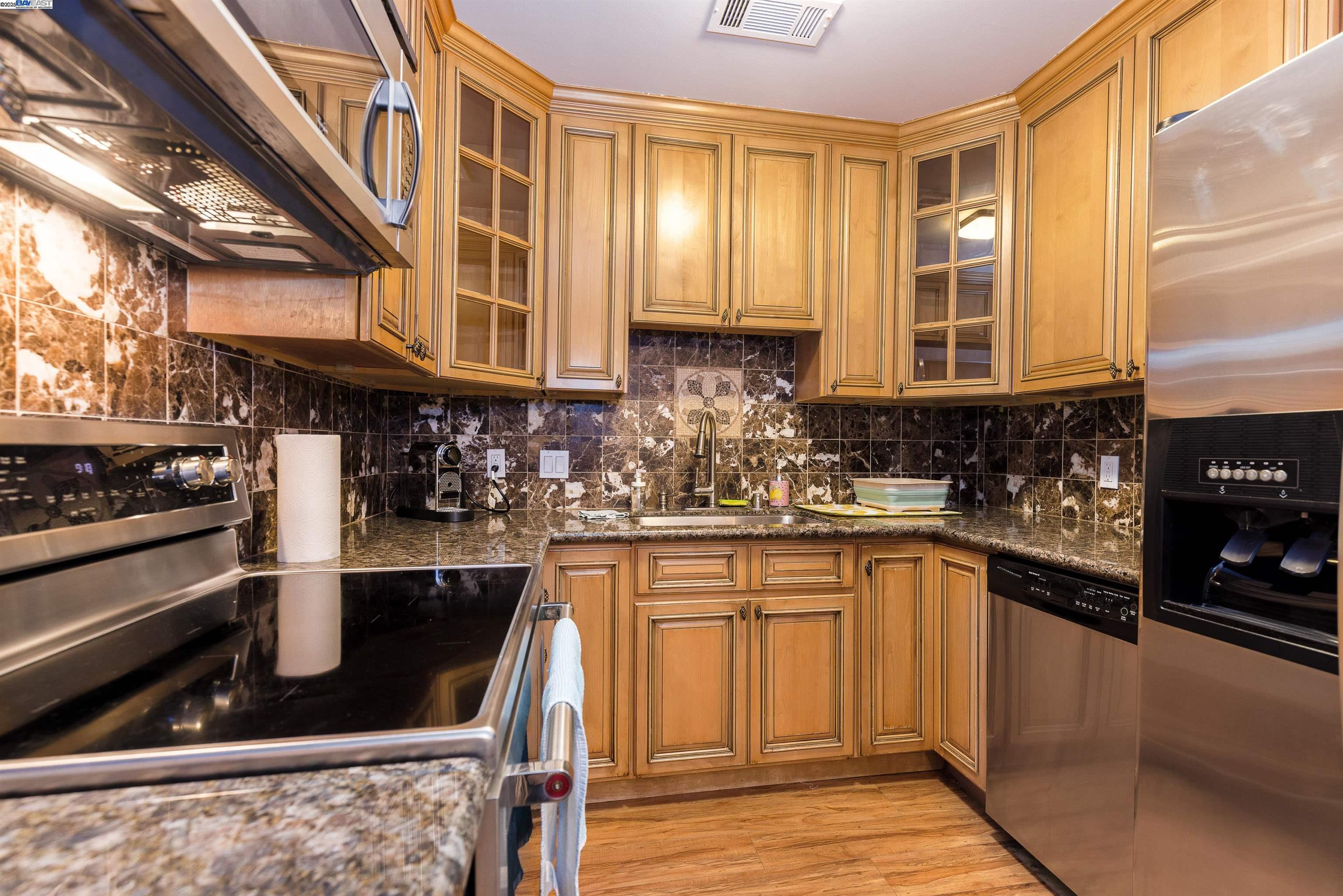118 Ascot Ct Unit: E