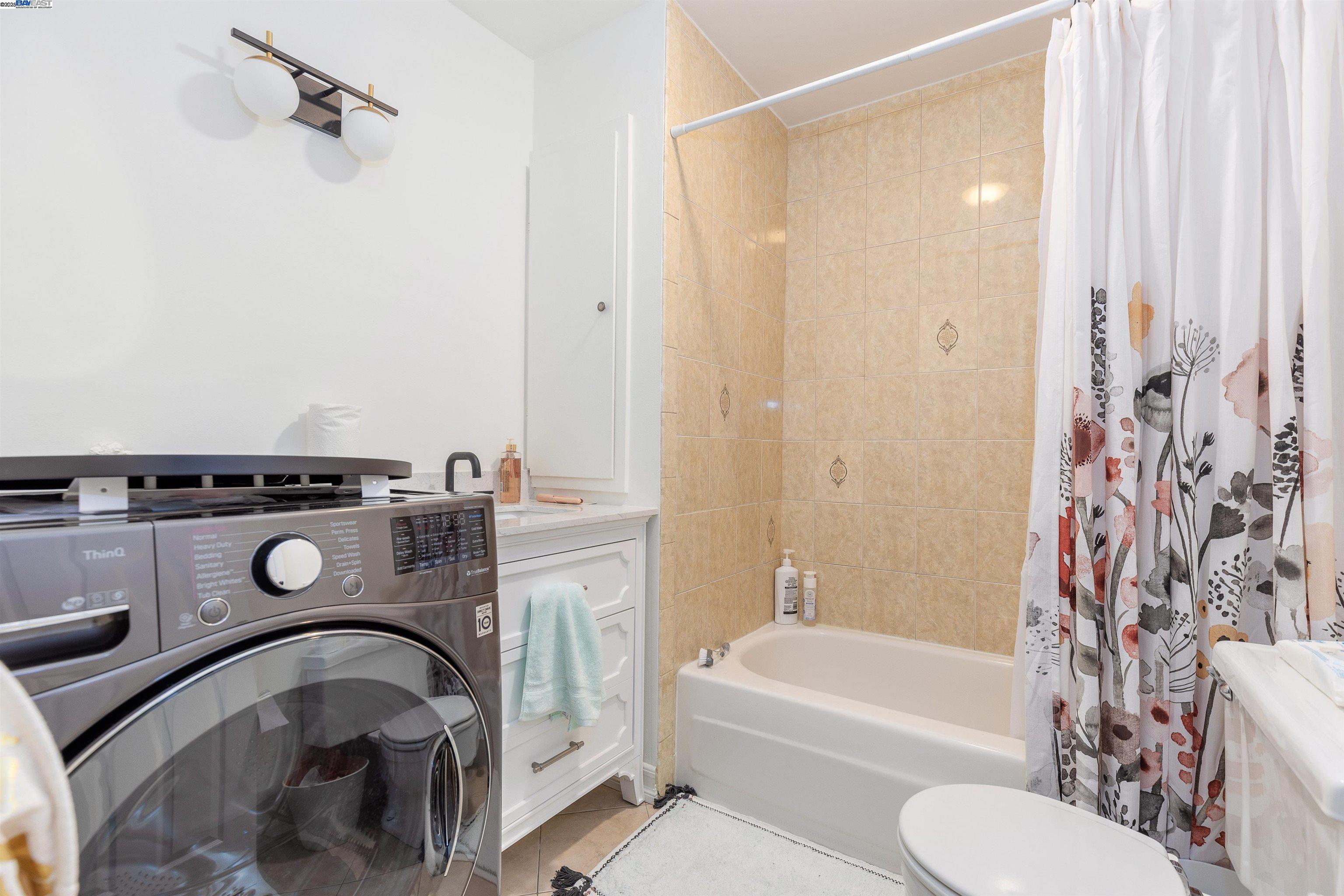 118 Ascot Ct Unit: E