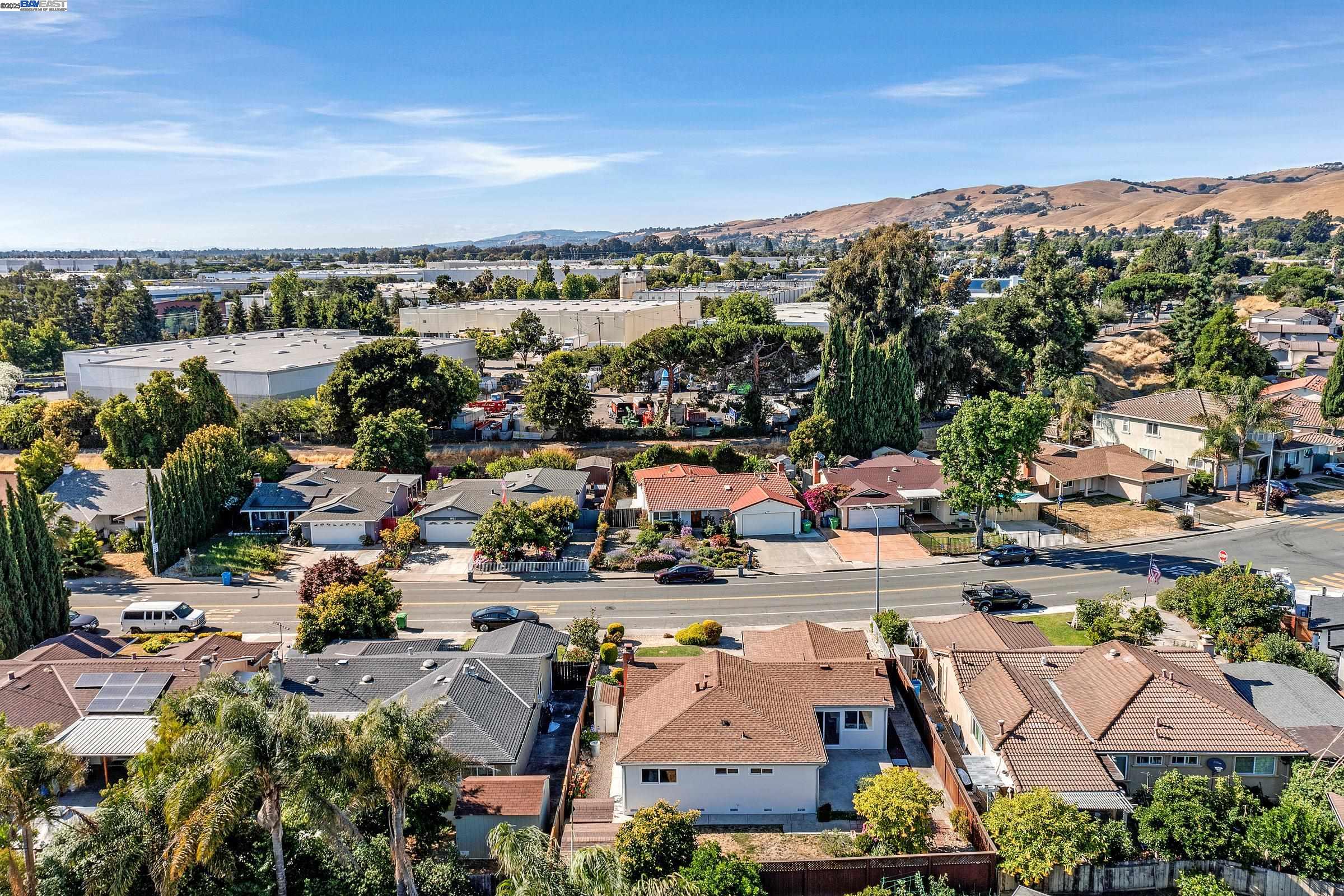 1942 Sherman Dr
