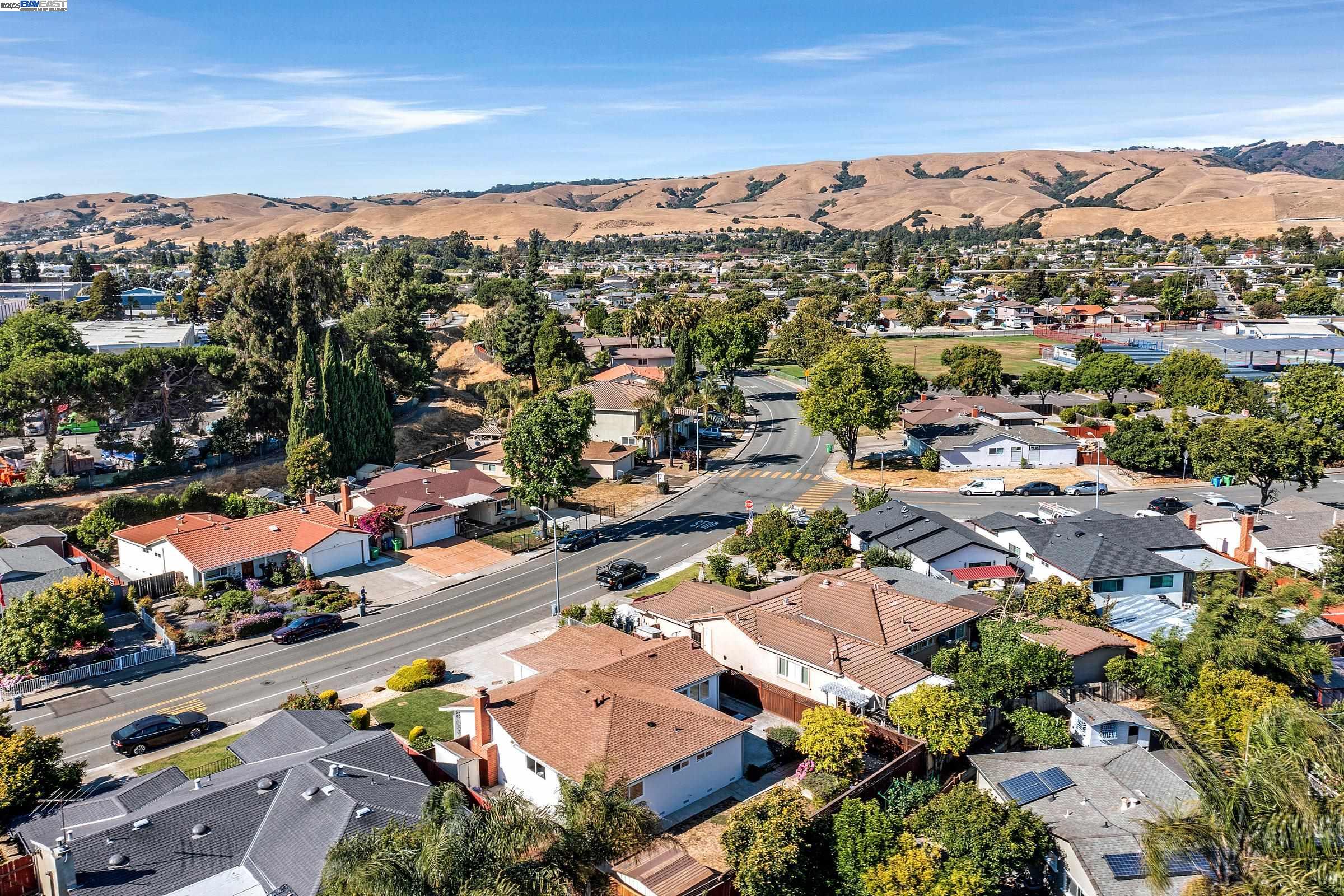 1942 Sherman Dr