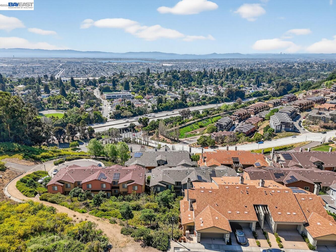 6523 Bayview Dr