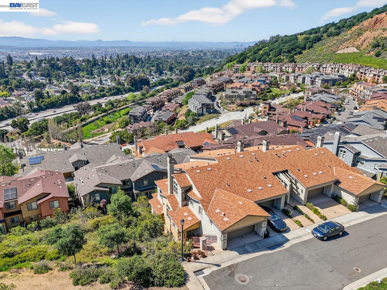6523 Bayview Dr