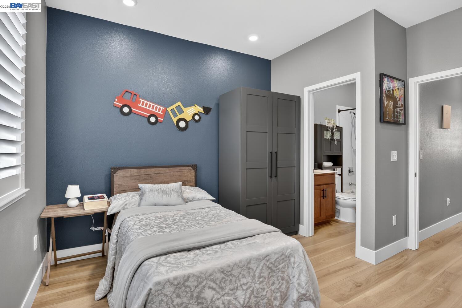 922 Noble Fir Ter # 5