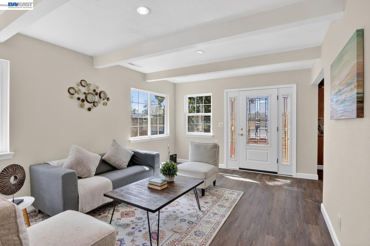 320 Monmouth Dr