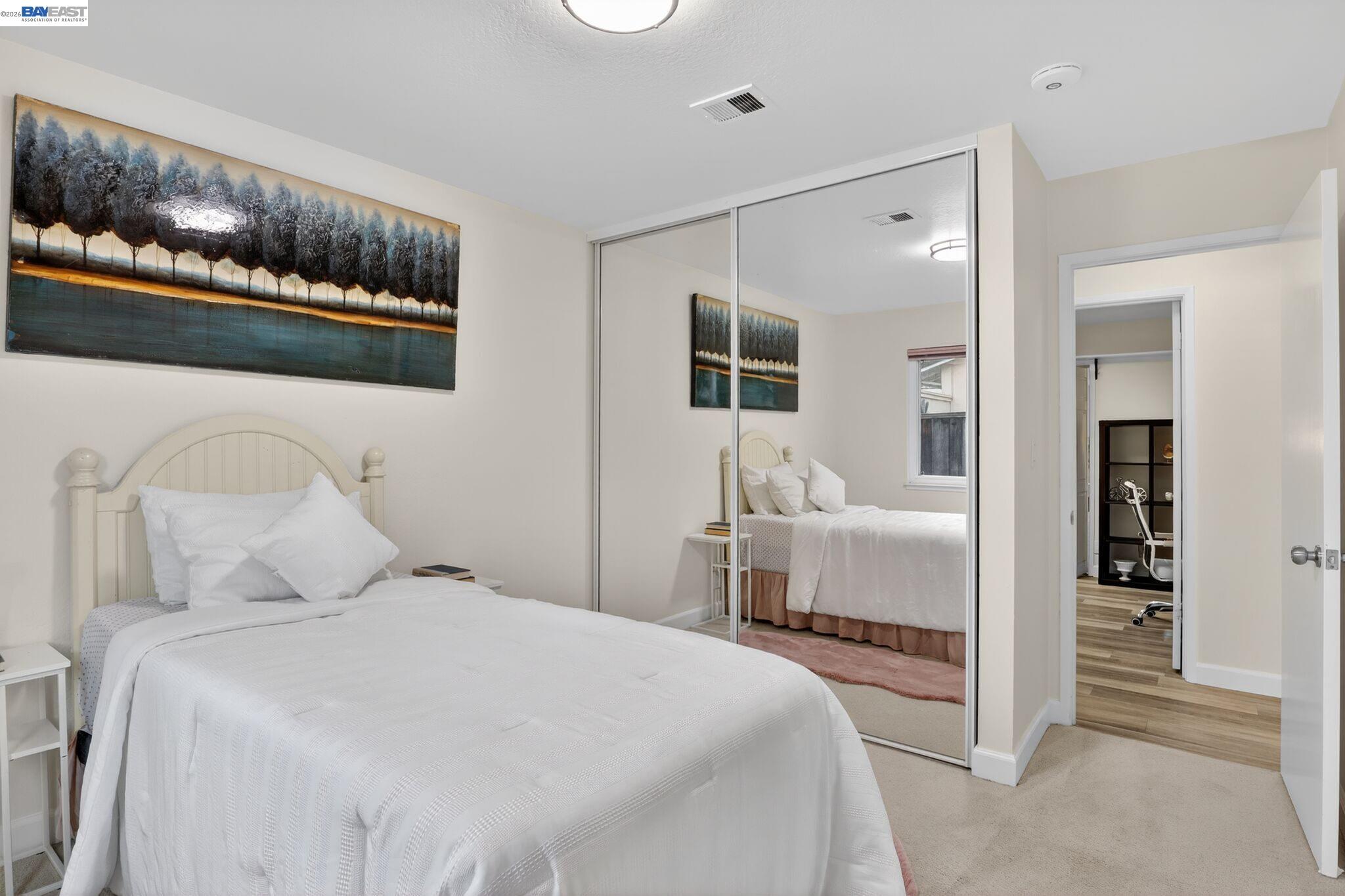 3211 De Anza Pl