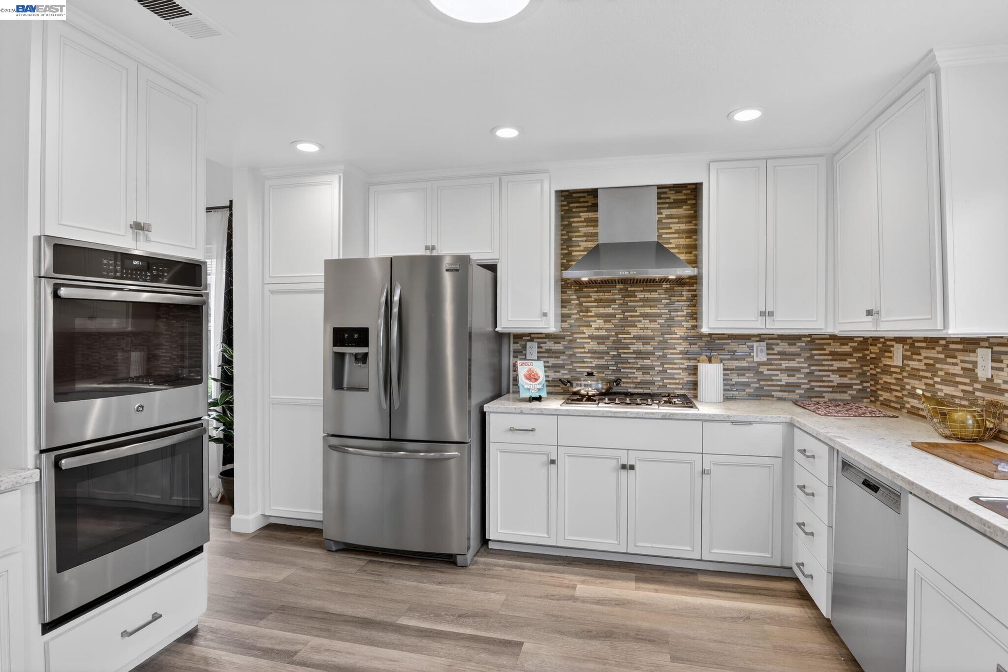 3211 De Anza Pl