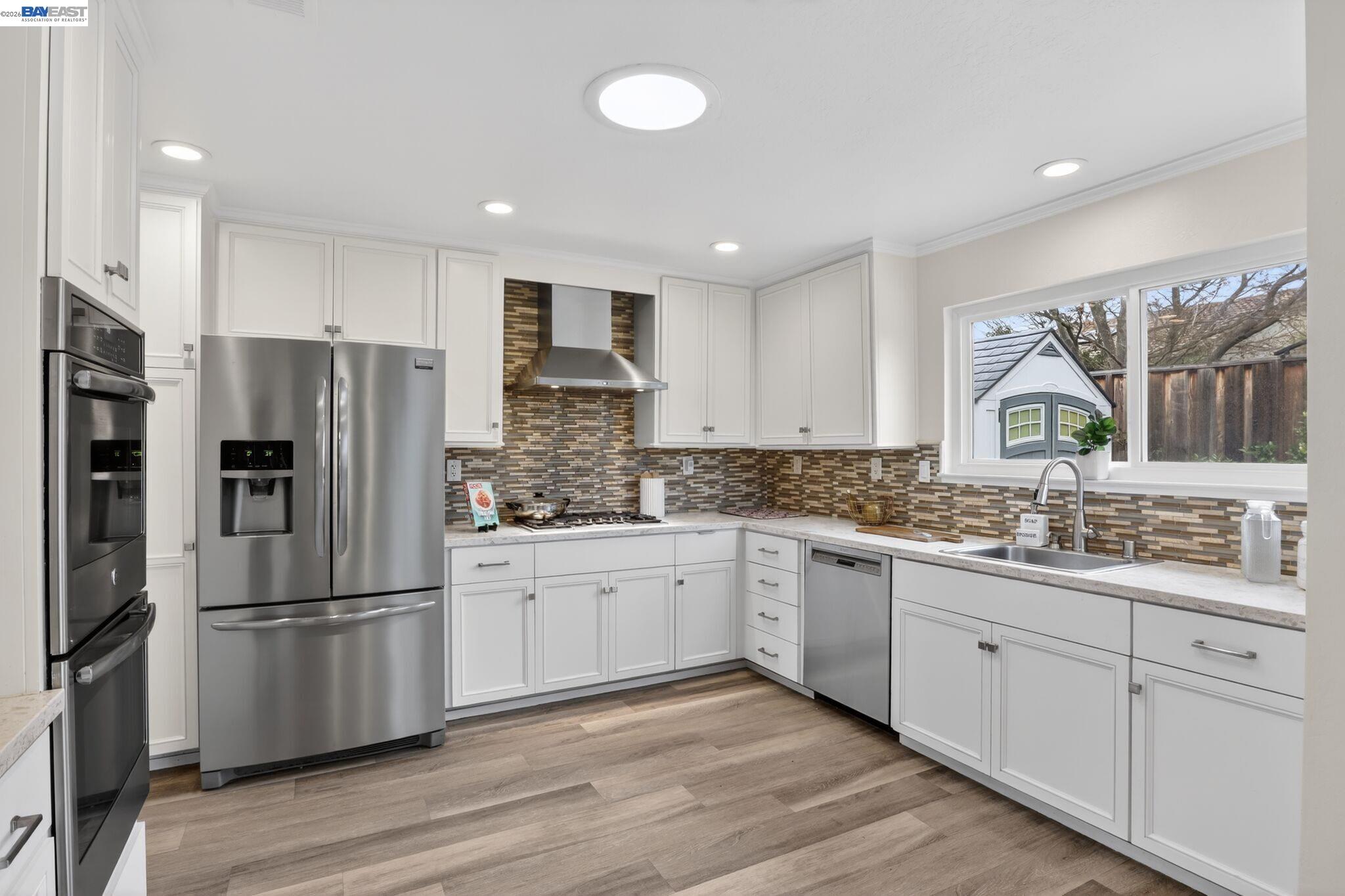 3211 De Anza Pl