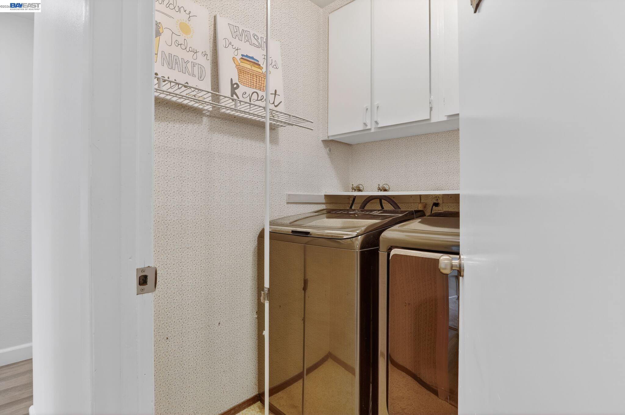 3211 De Anza Pl