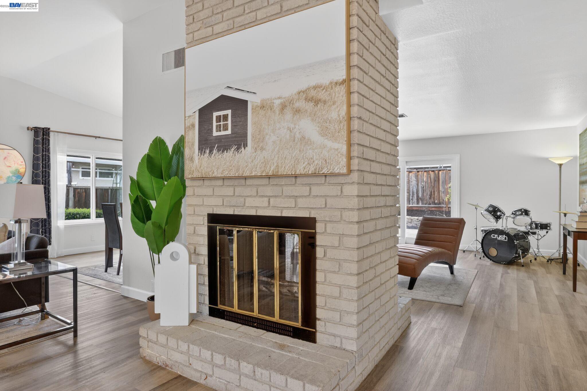 3211 De Anza Pl