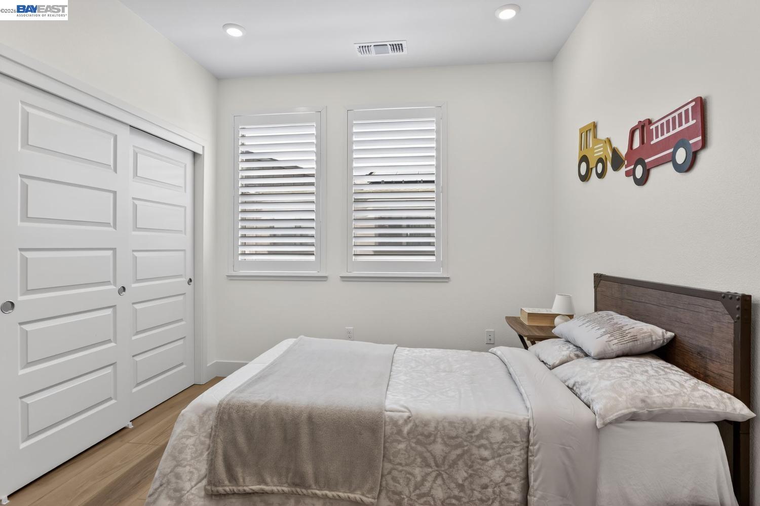 922 Noble Fir Ter # 5