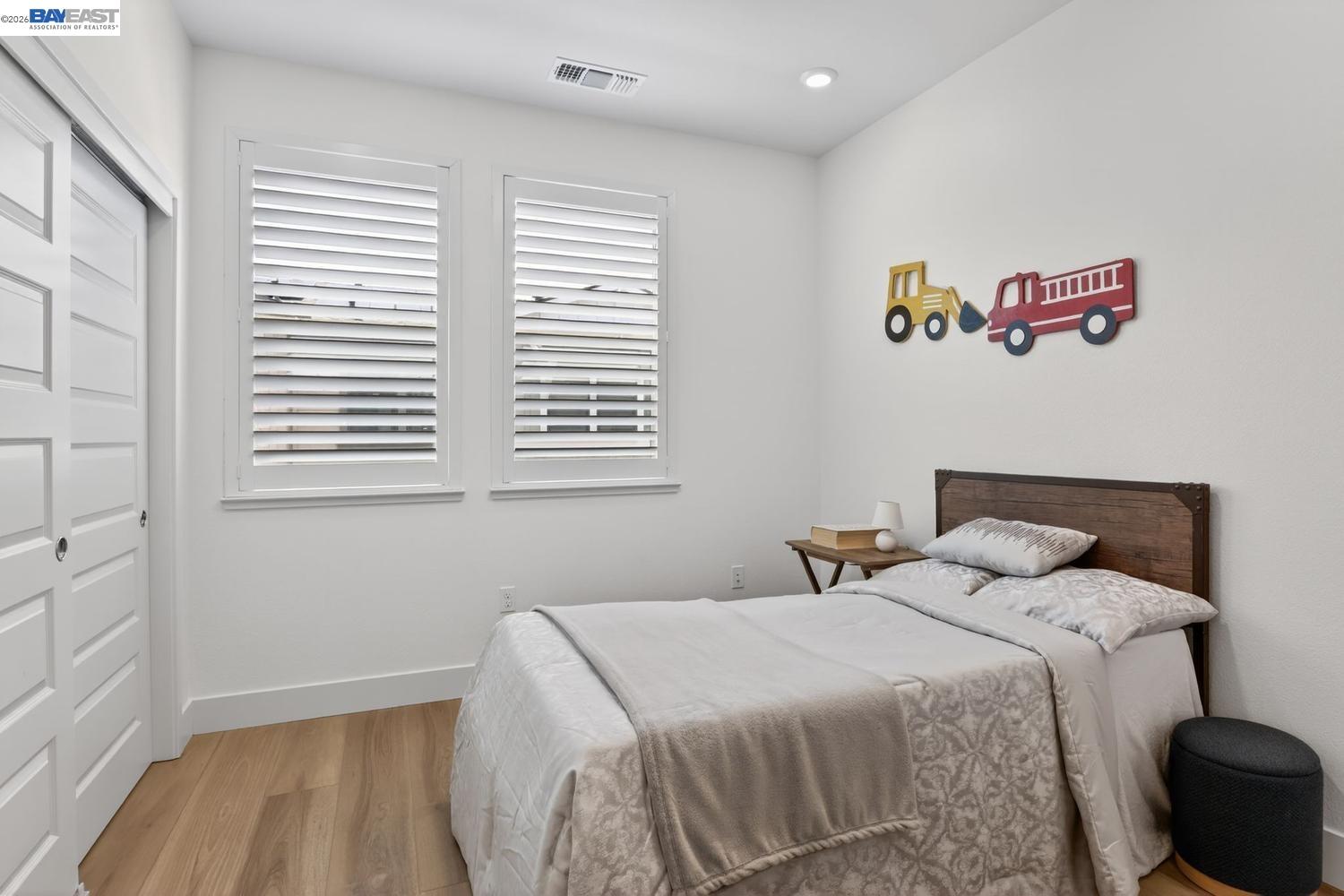 922 Noble Fir Ter # 5