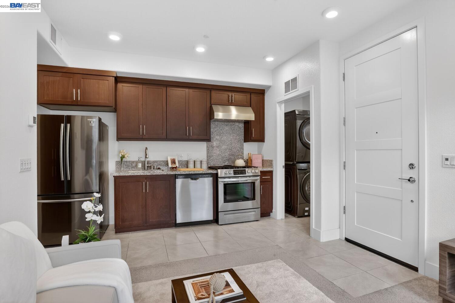 411 Rhythm Ln