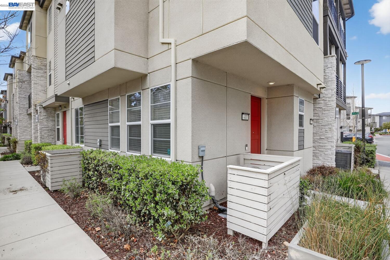 411 Rhythm Ln