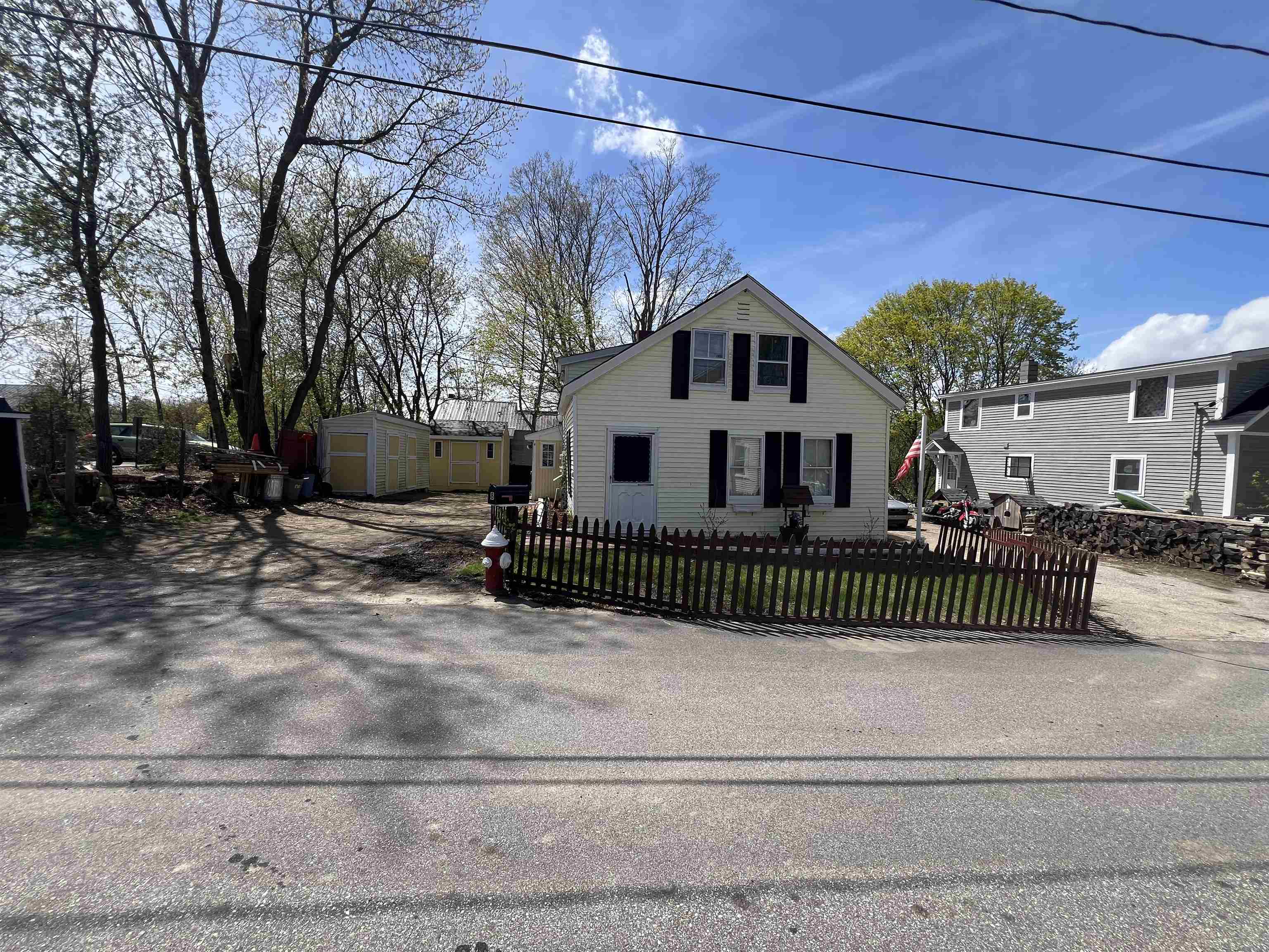 8 Oak Street