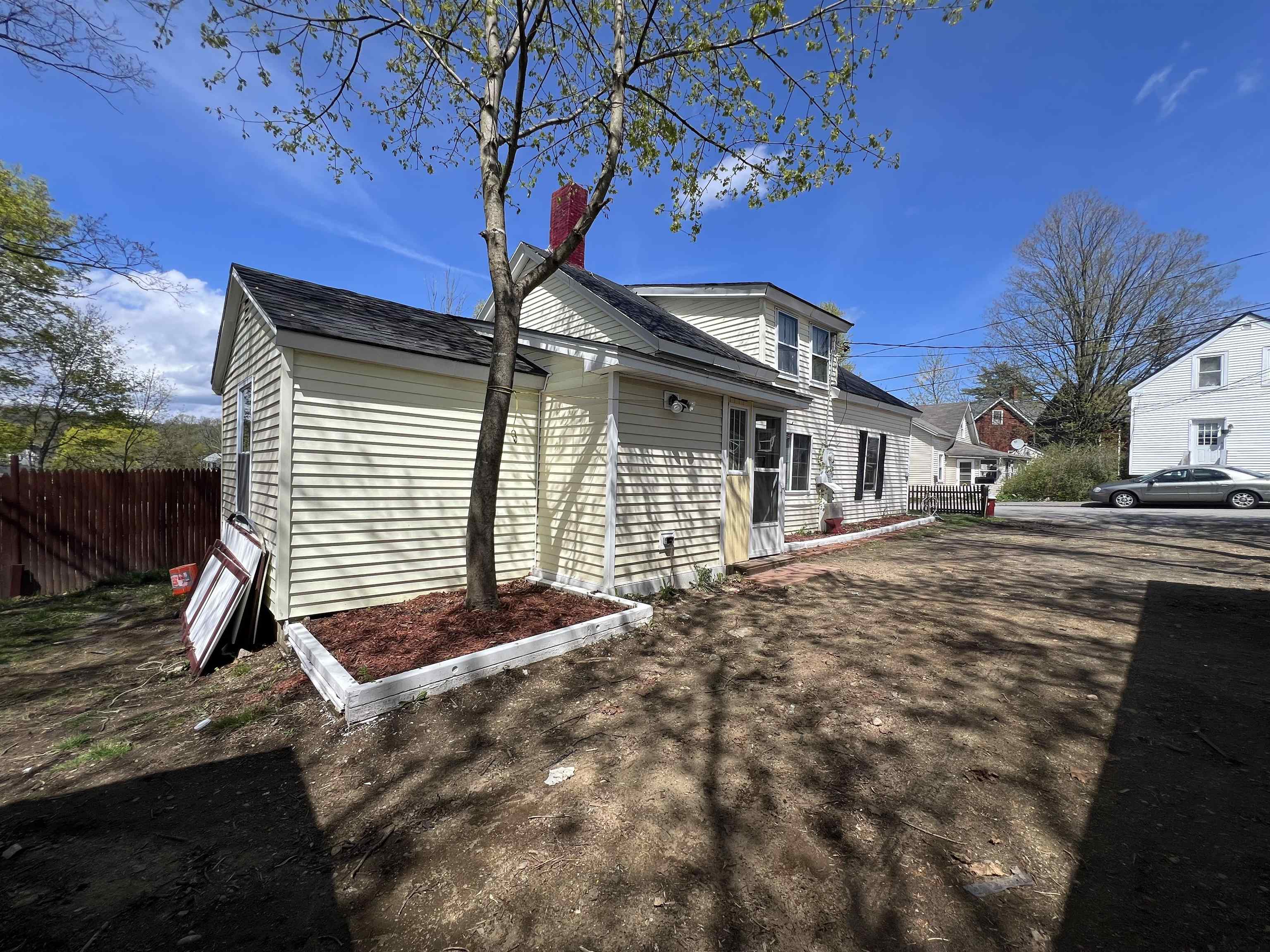 8 Oak Street