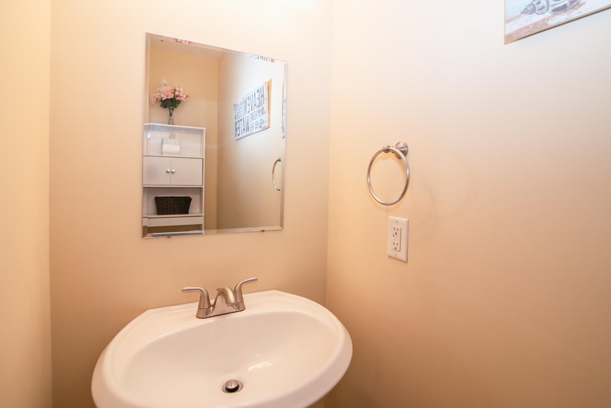 24 Dillon Way Unit: 13